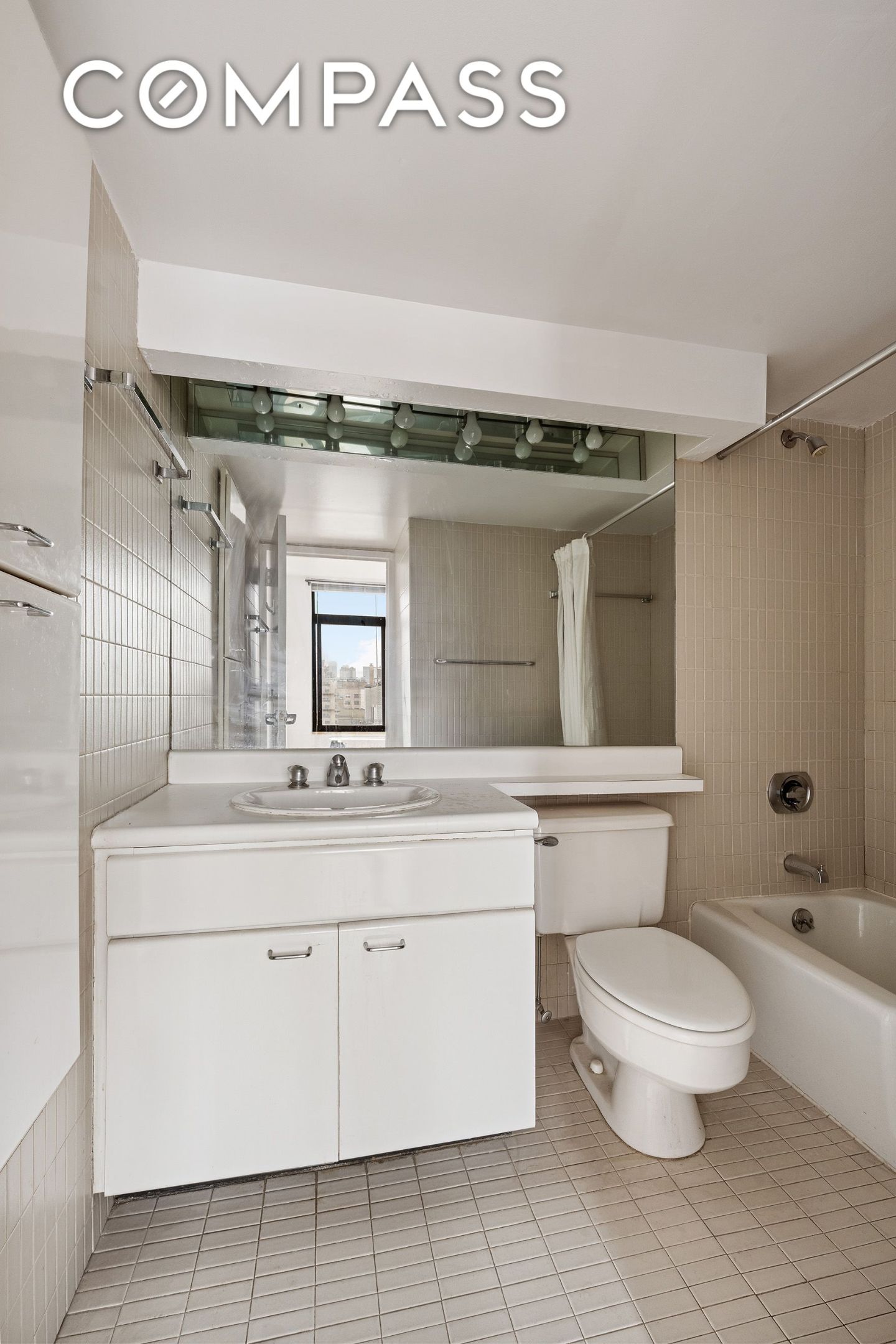 400 E 70th Street 1903