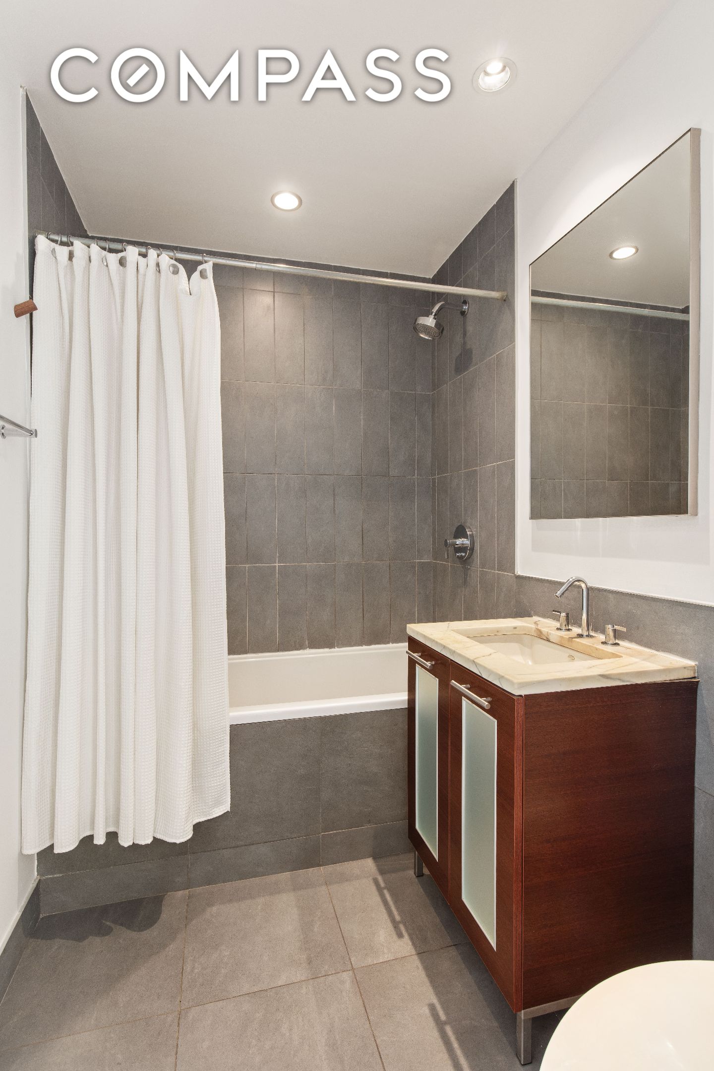 30 Bayard Street 2A