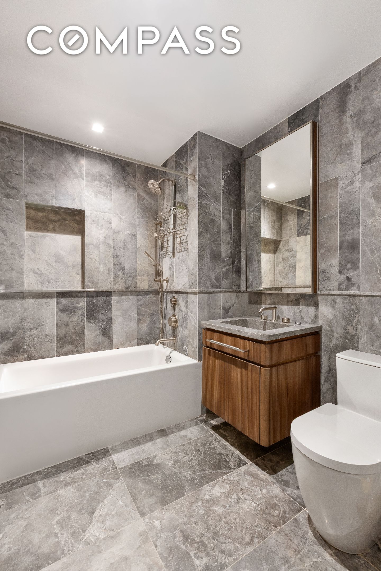 208 Delancey Street 3A