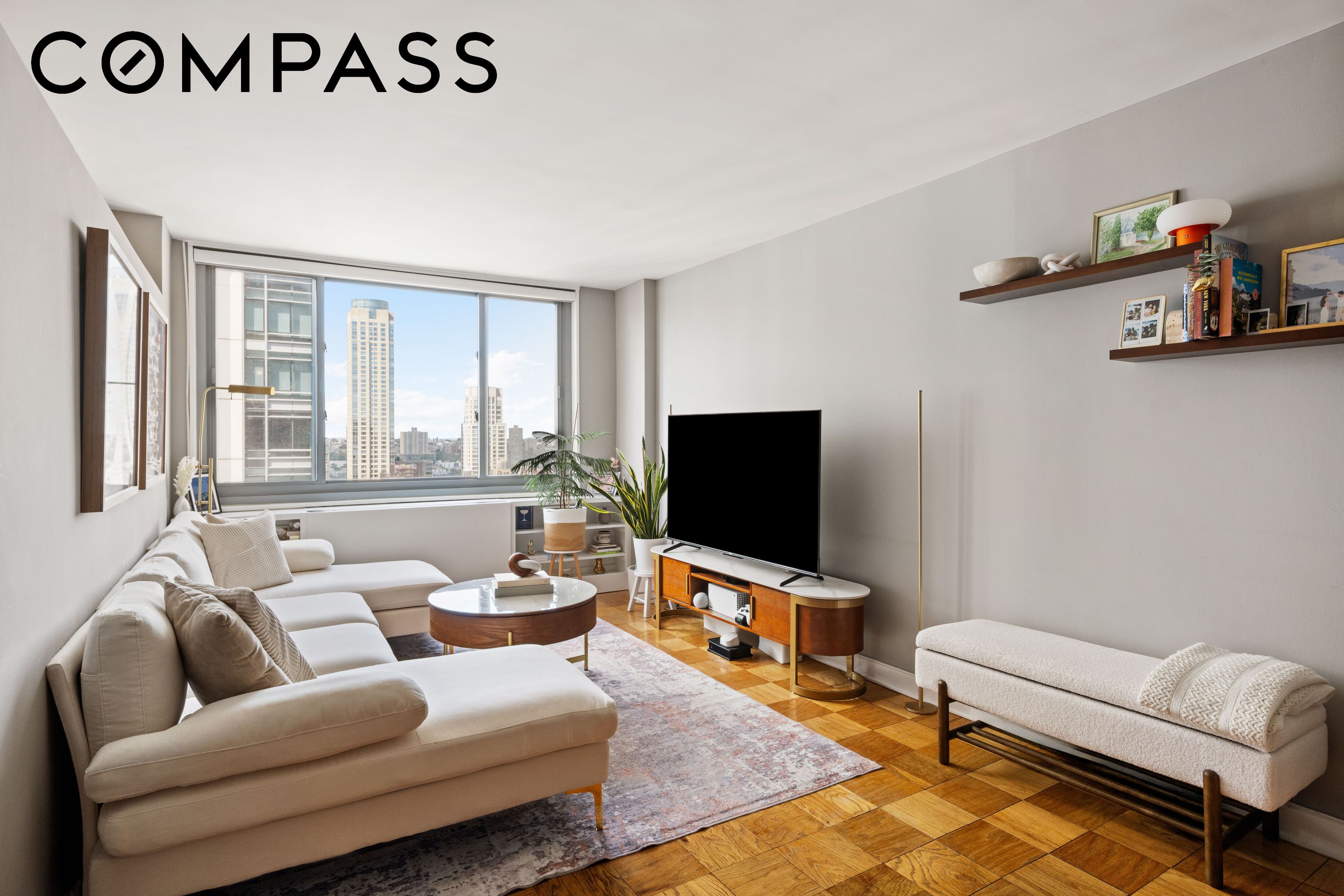 2025 Broadway 25C