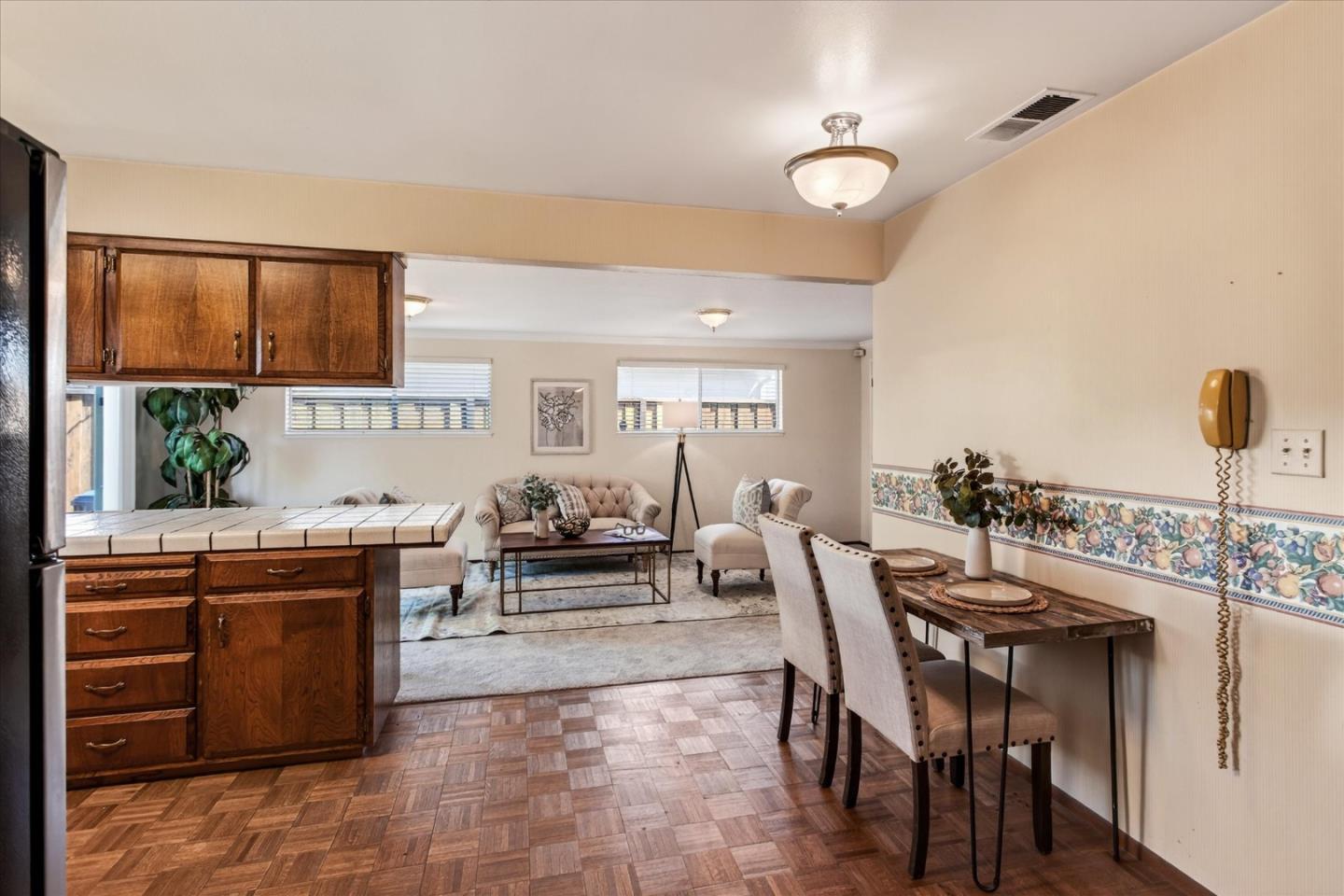 995 Melbourne Boulevard