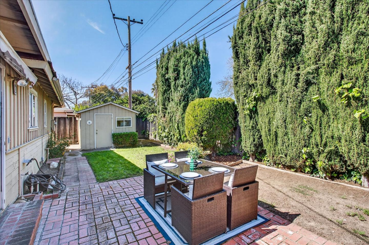 995 Melbourne Boulevard