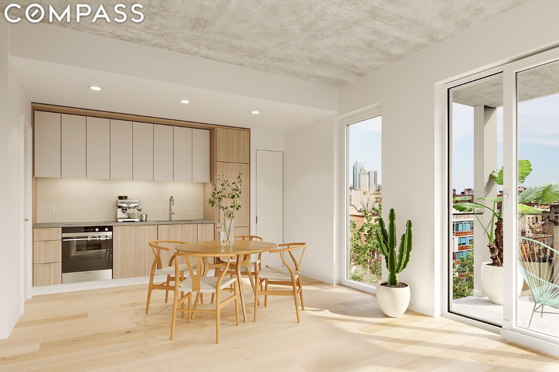 169 Huron Street 3-A