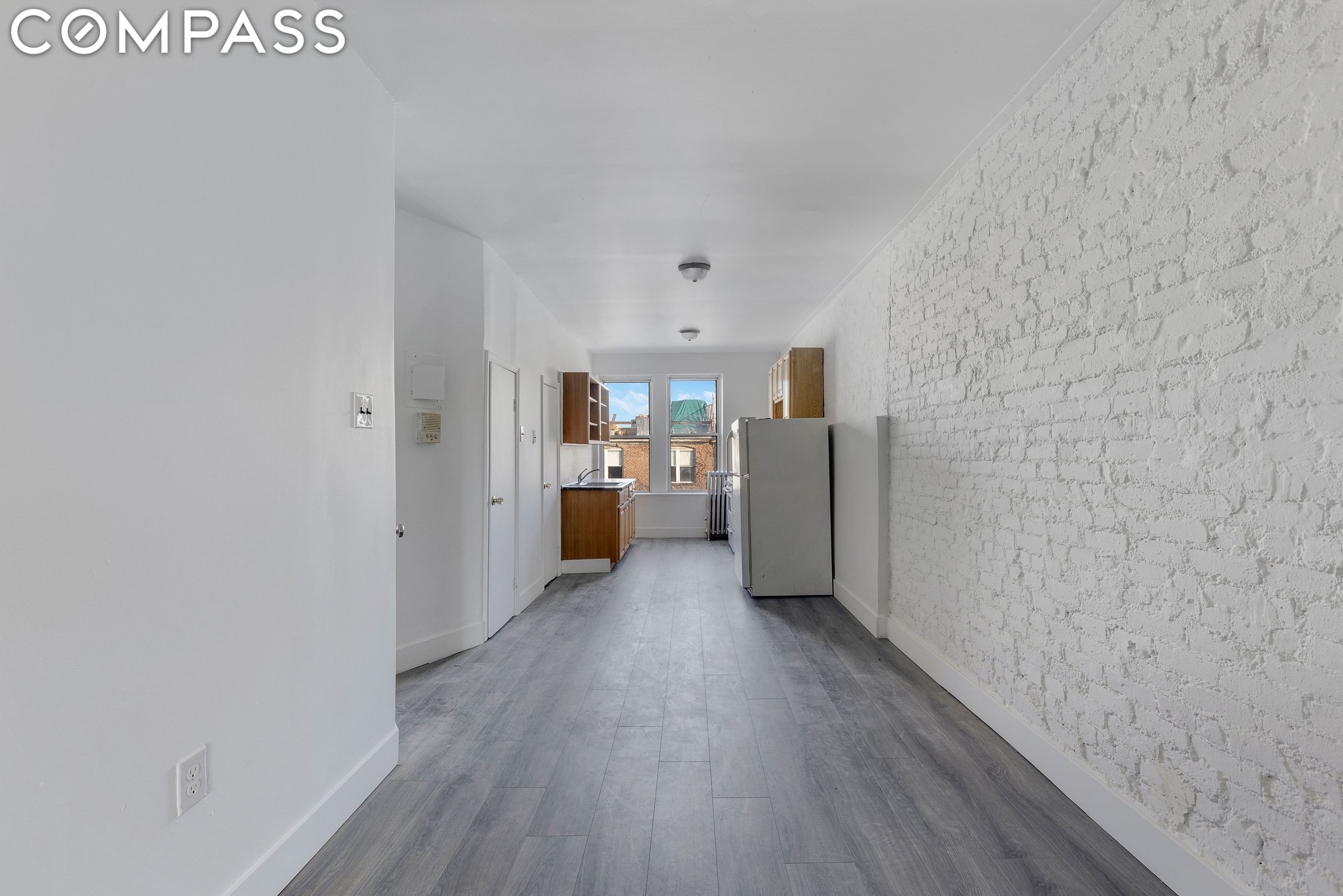 639 President Street 5R