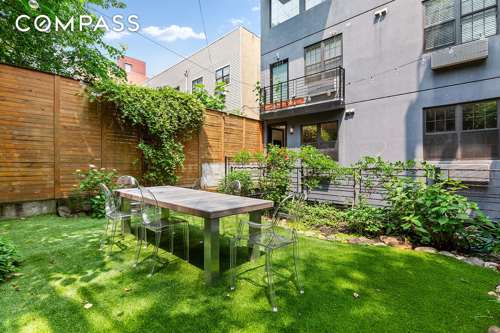 120 Pulaski Street 1B