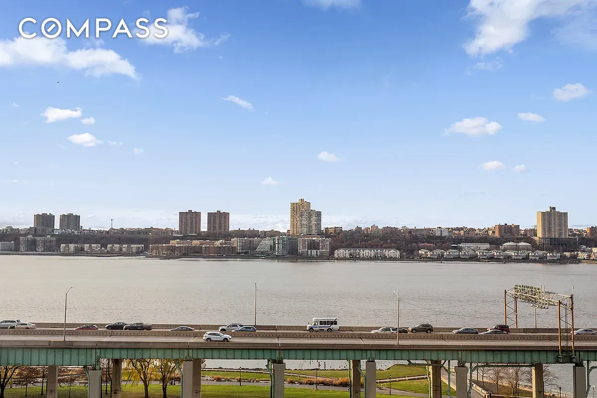 120 Riverside Boulevard 9L