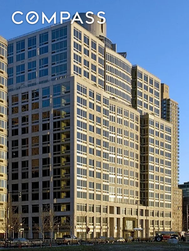 120 Riverside Boulevard 9L