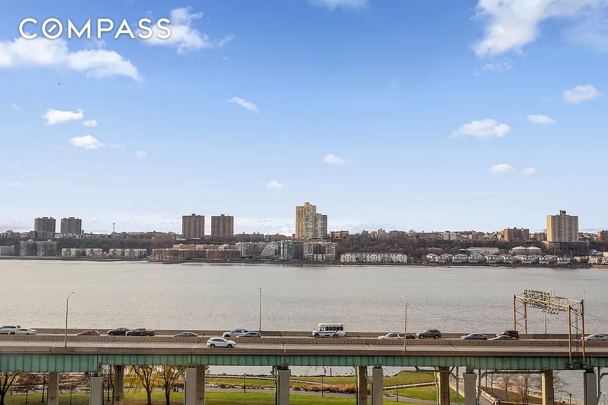 120 Riverside Boulevard 9L