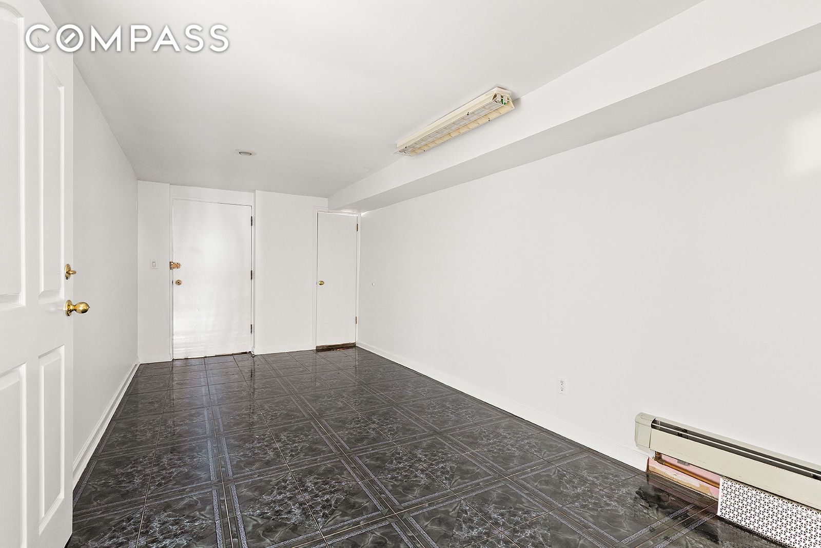 3313 Ave P