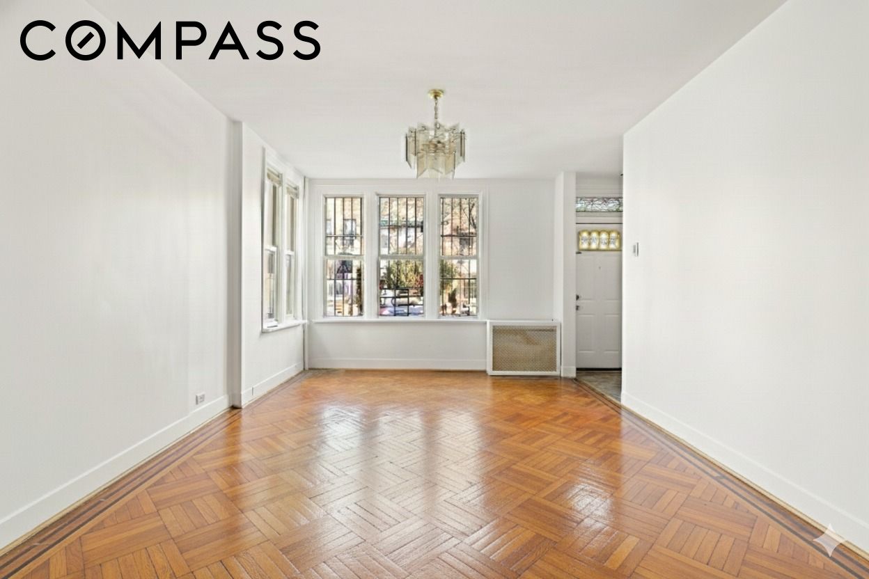 742 44th Street