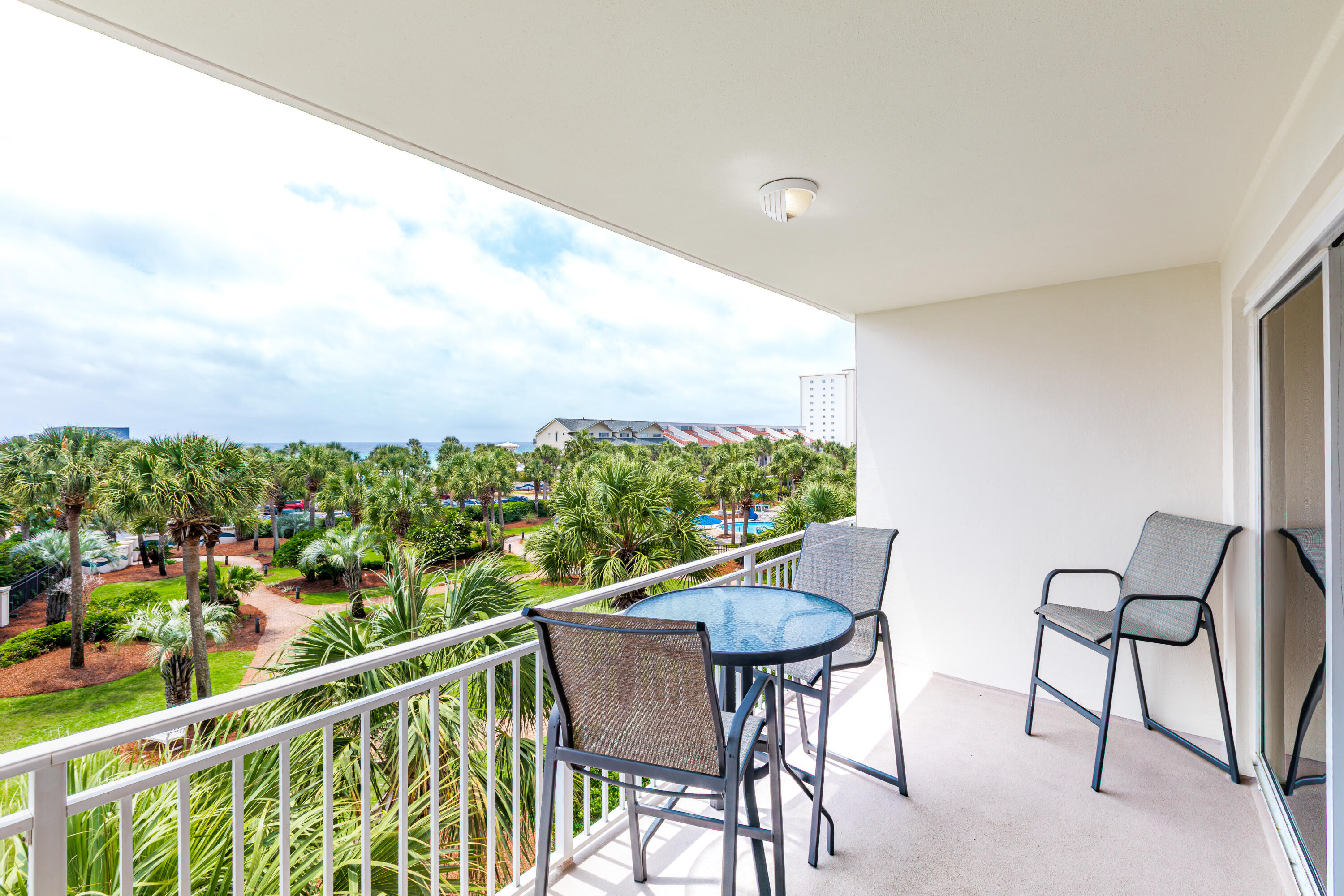 1751 Scenic Highway 98 305