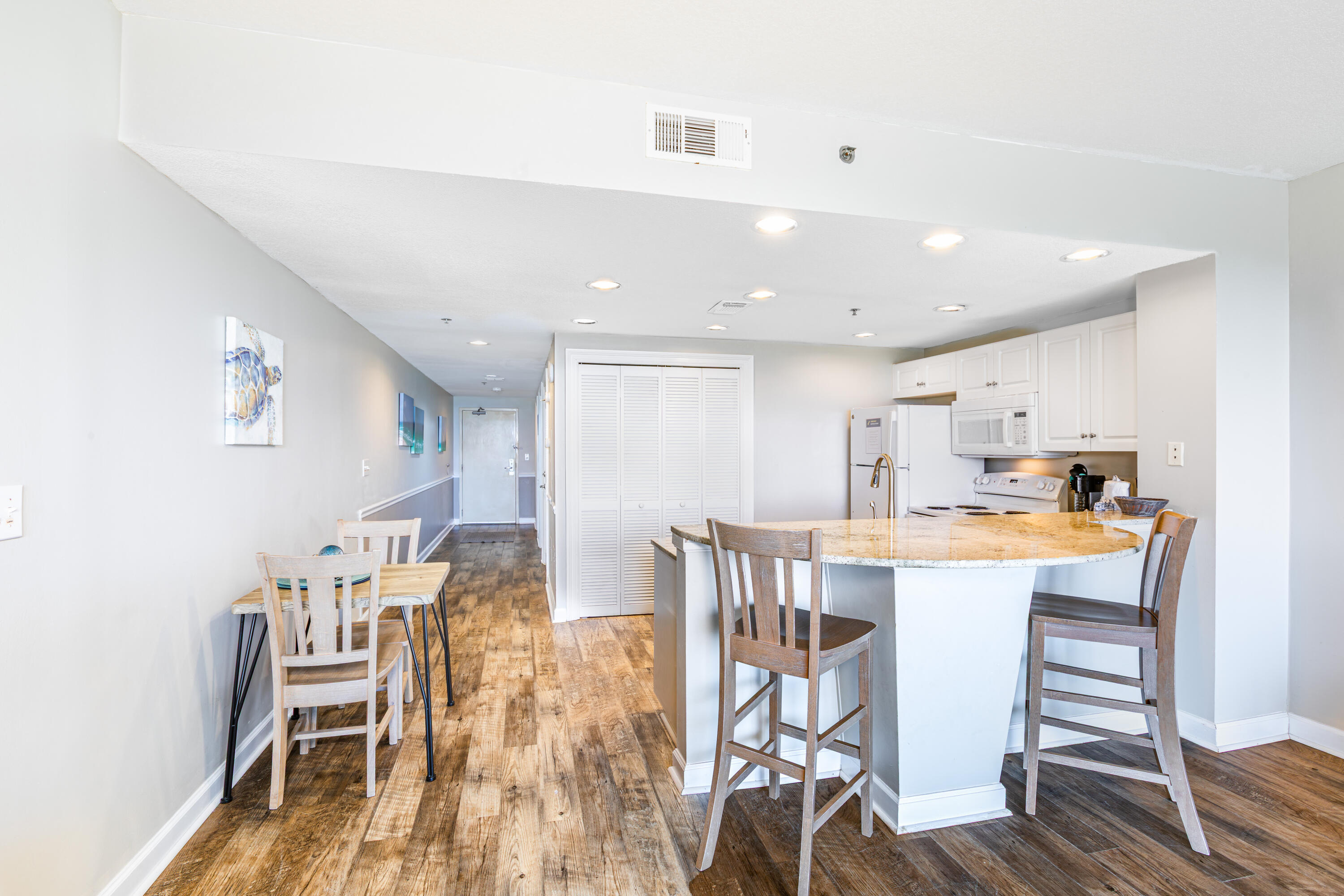 1751 Scenic Highway 98 305