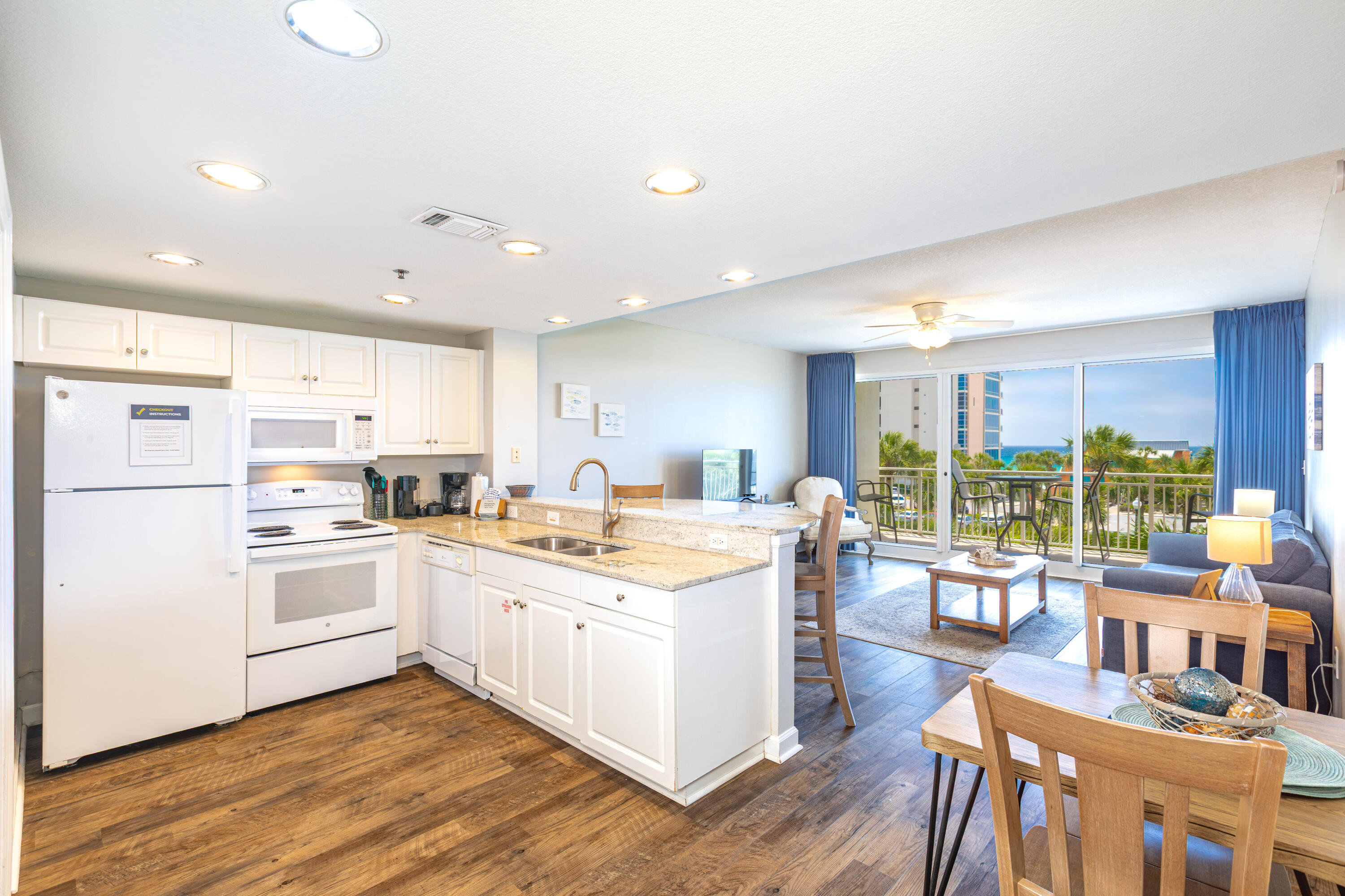 1751 Scenic Highway 98 305