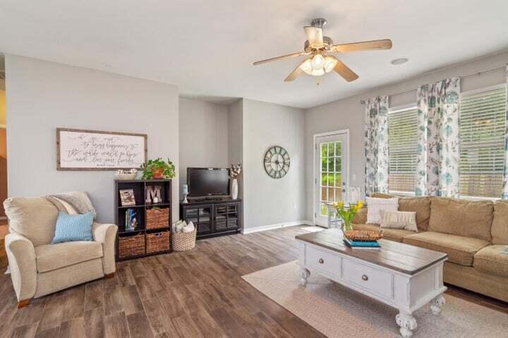 401 Peoria Boulevard