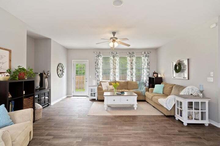 401 Peoria Boulevard