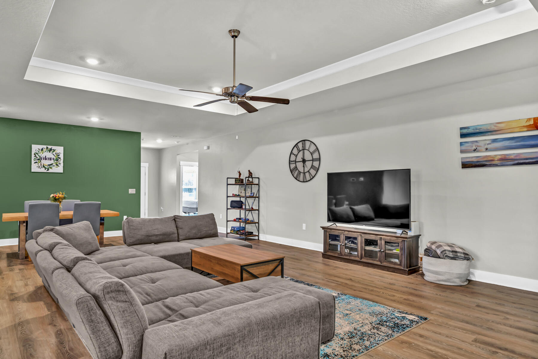 1427 Ballyhoo Drive