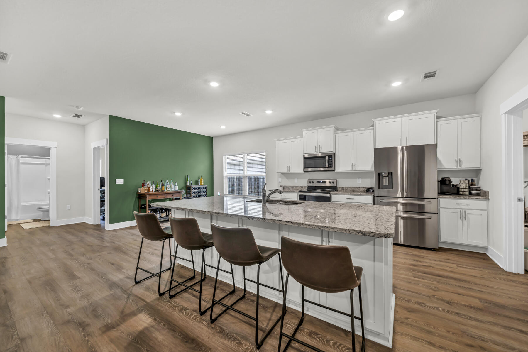 1427 Ballyhoo Drive