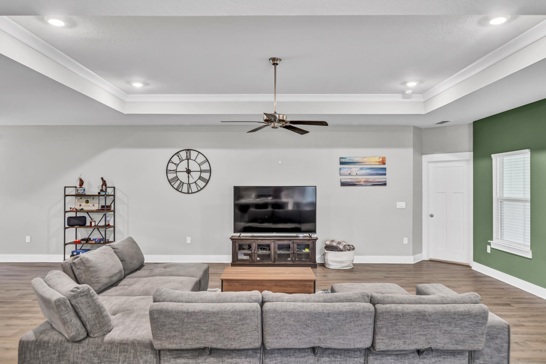 1427 Ballyhoo Drive