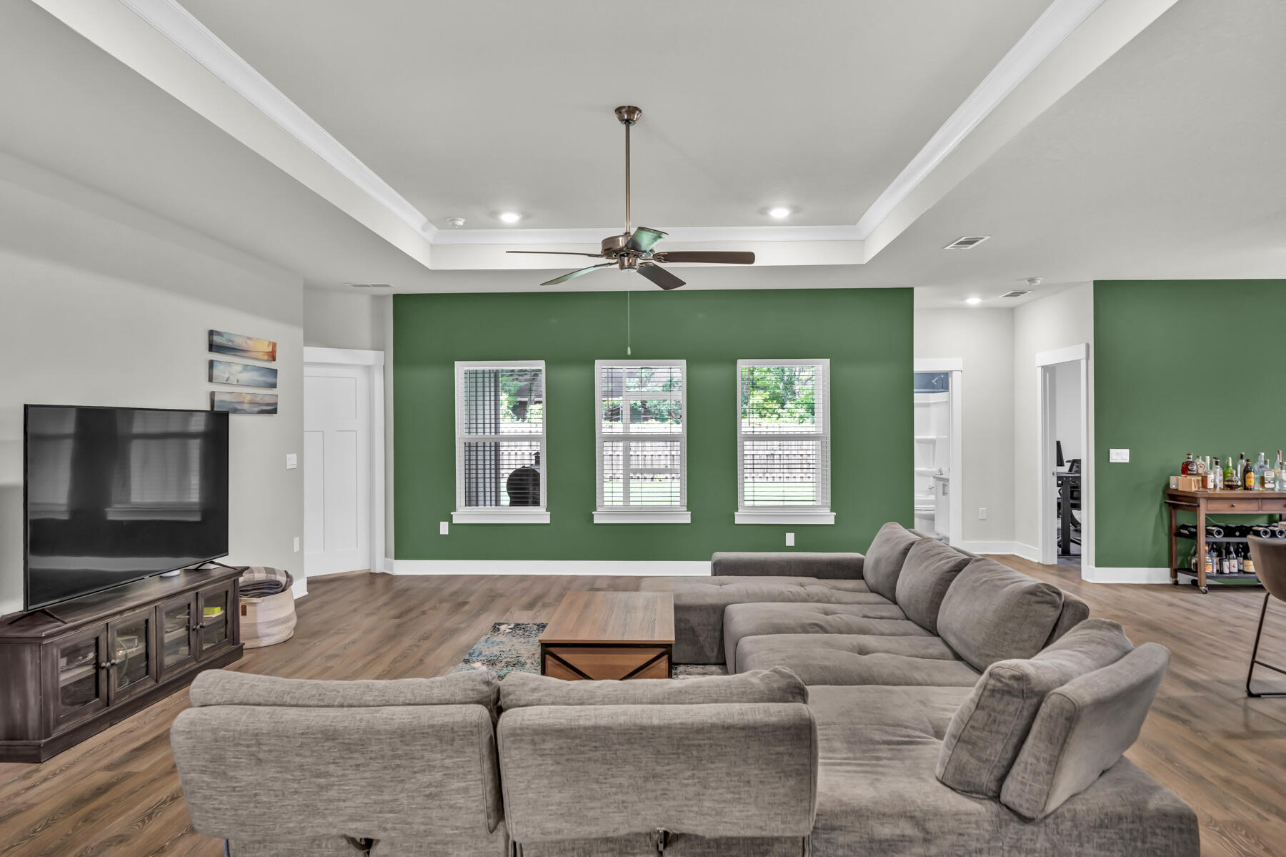 1427 Ballyhoo Drive