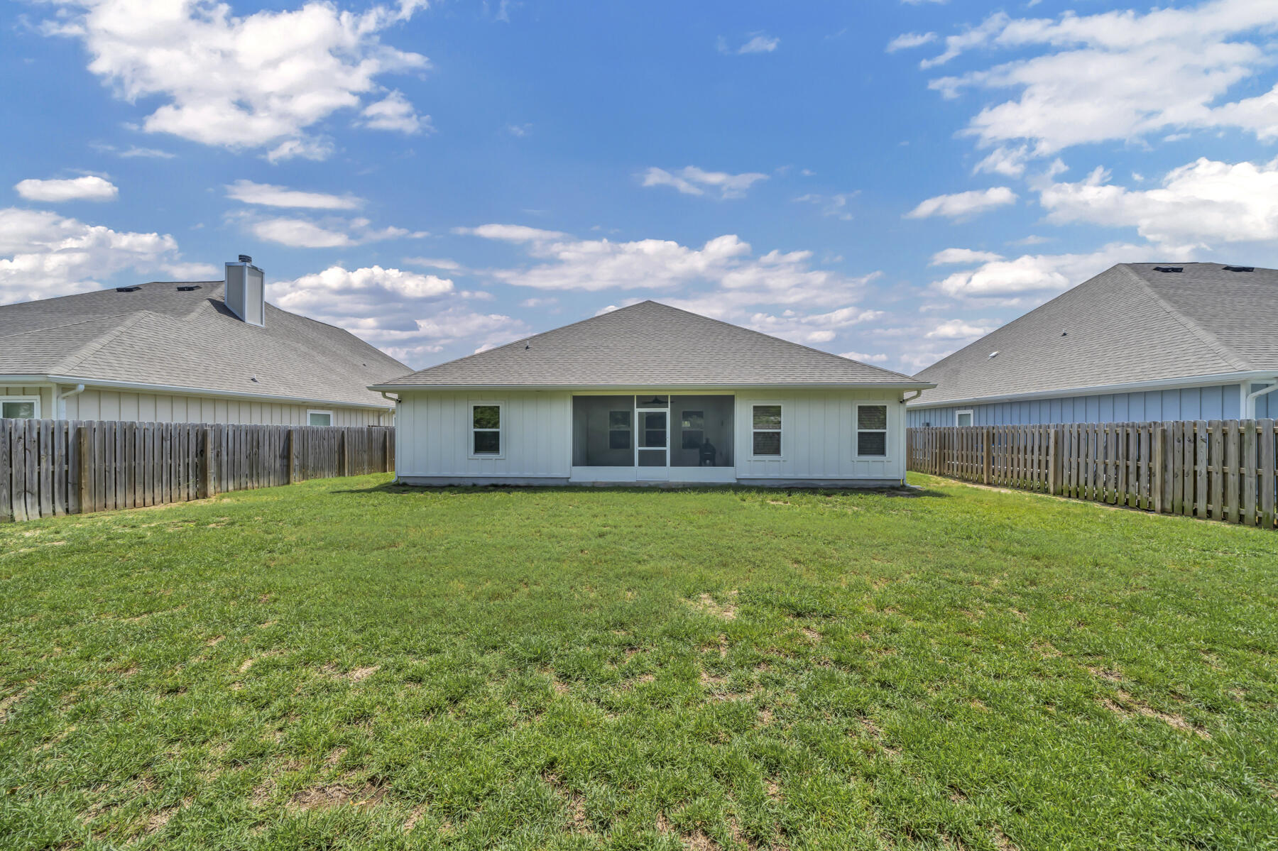 1427 Ballyhoo Drive