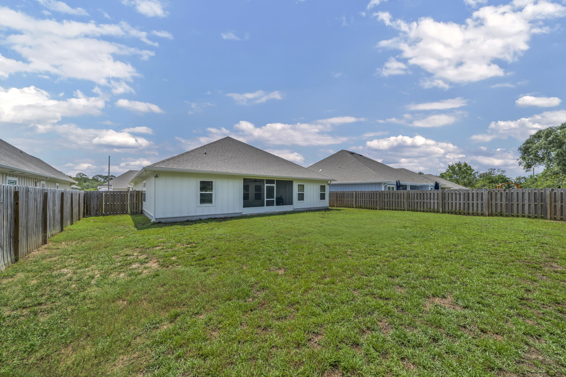 1427 Ballyhoo Drive