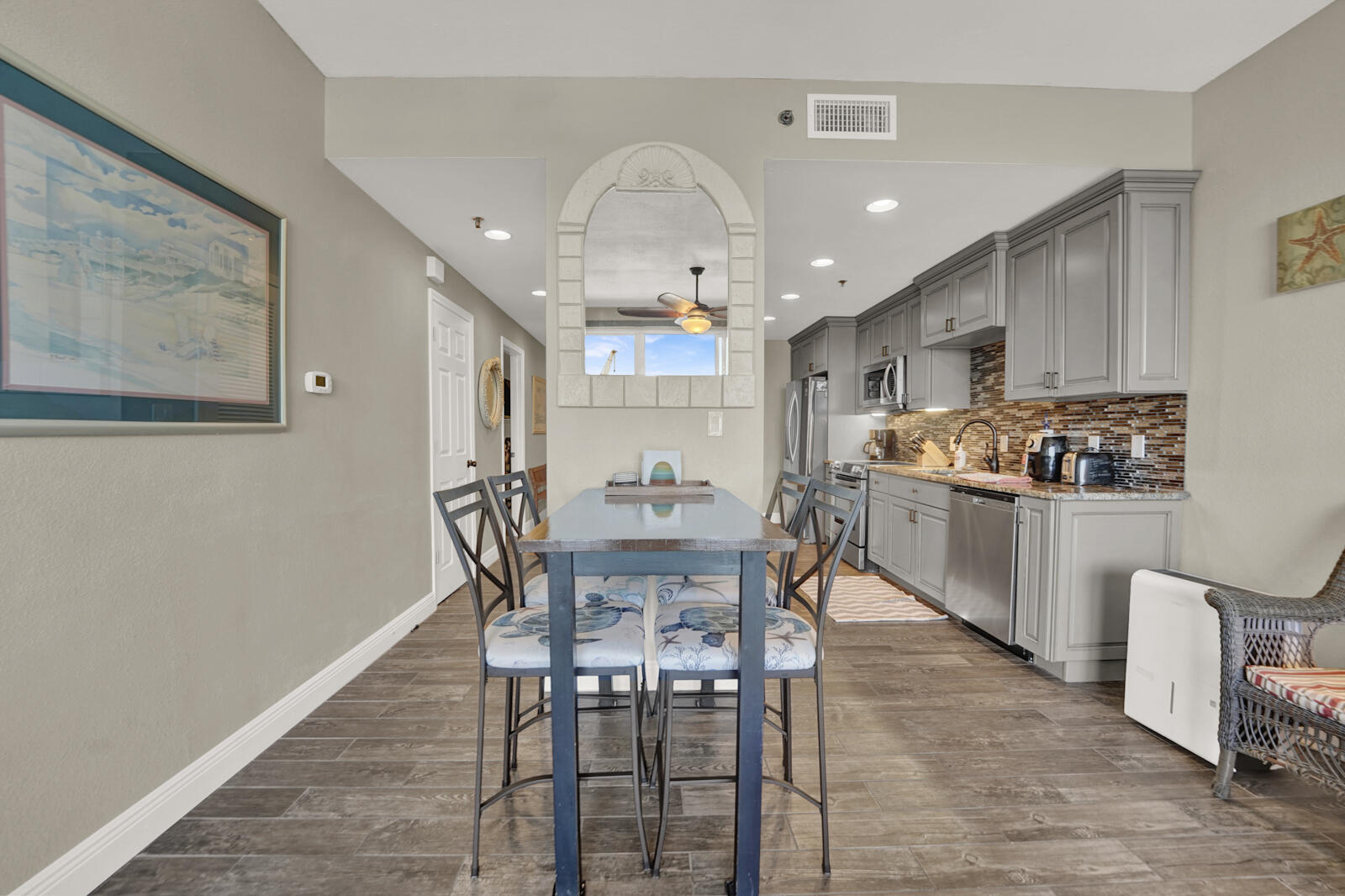 321 Bream Avenue UNIT 409