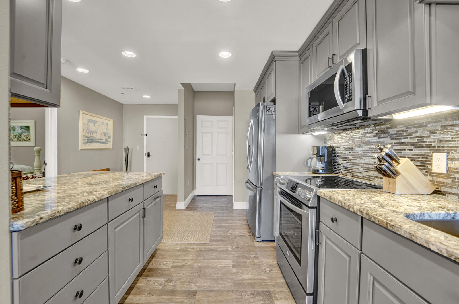321 Bream Avenue UNIT 409