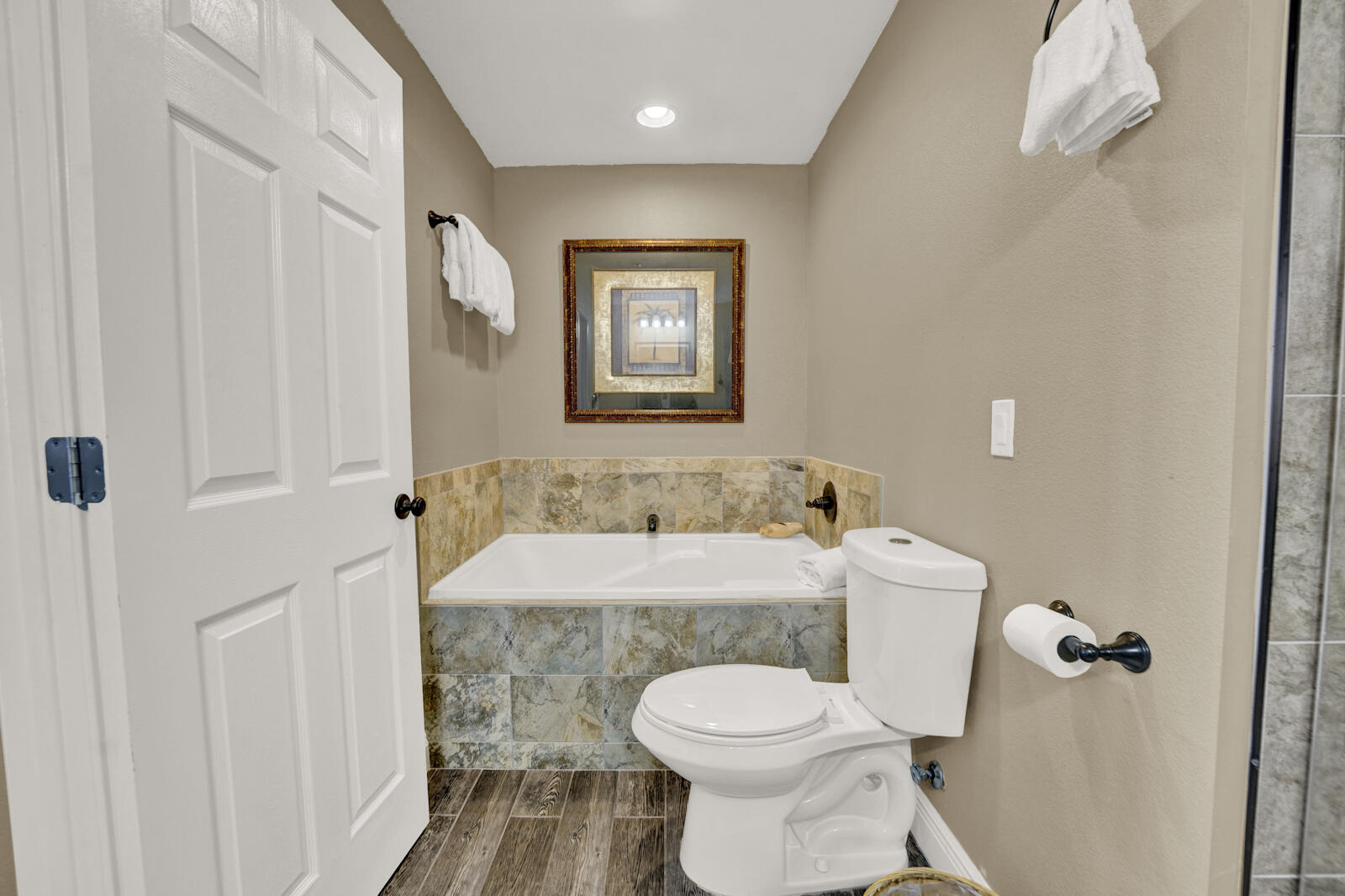 321 Bream Avenue UNIT 409