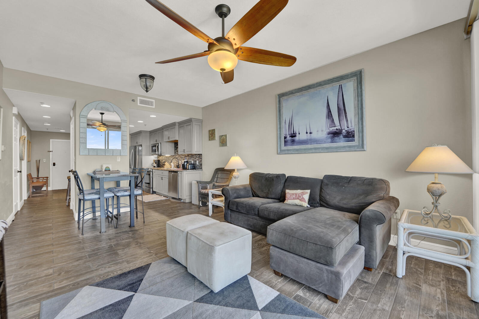 321 Bream Avenue UNIT 409