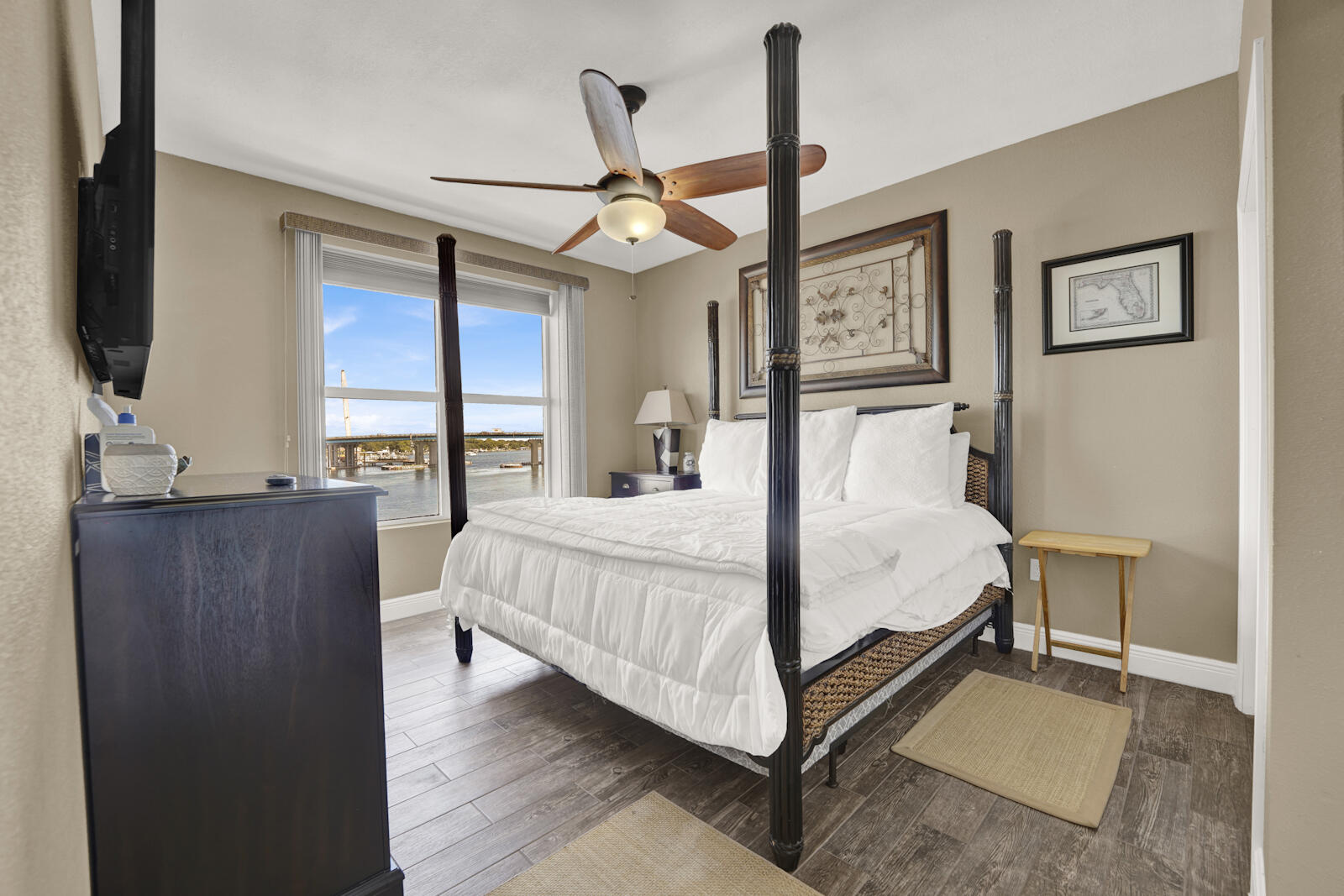 321 Bream Avenue UNIT 409