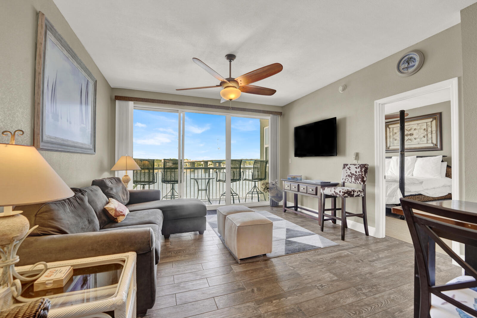 321 Bream Avenue UNIT 409