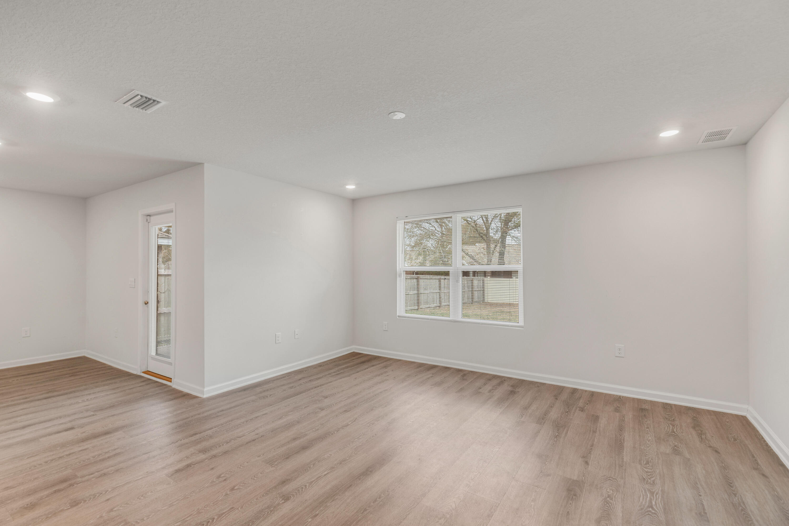 4628 Honor Guard Way