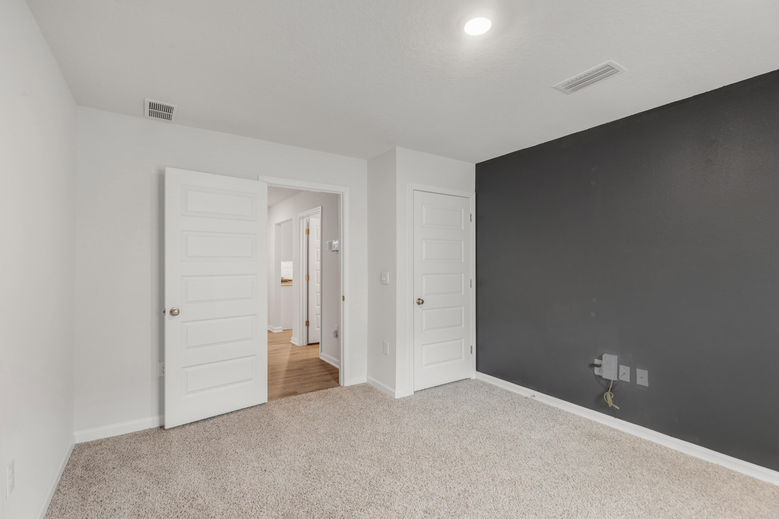 4628 Honor Guard Way