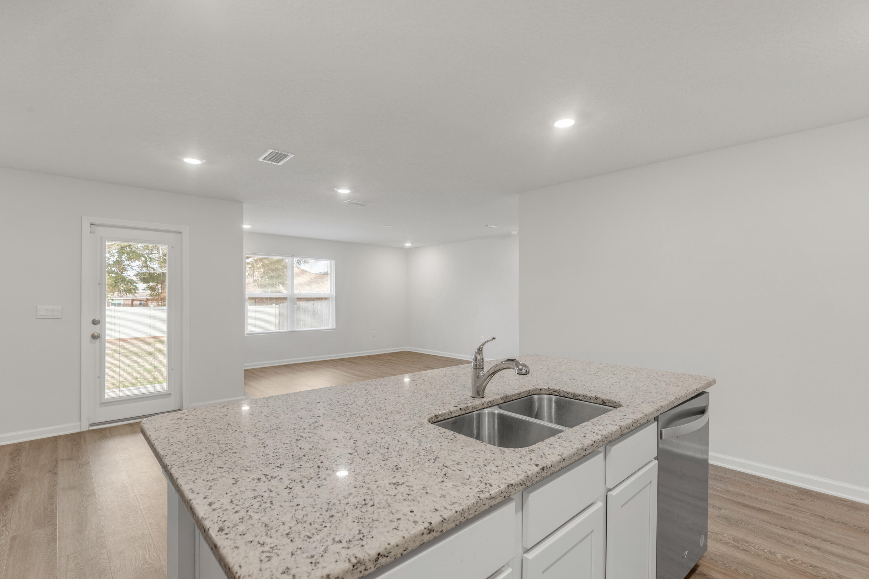 4628 Honor Guard Way