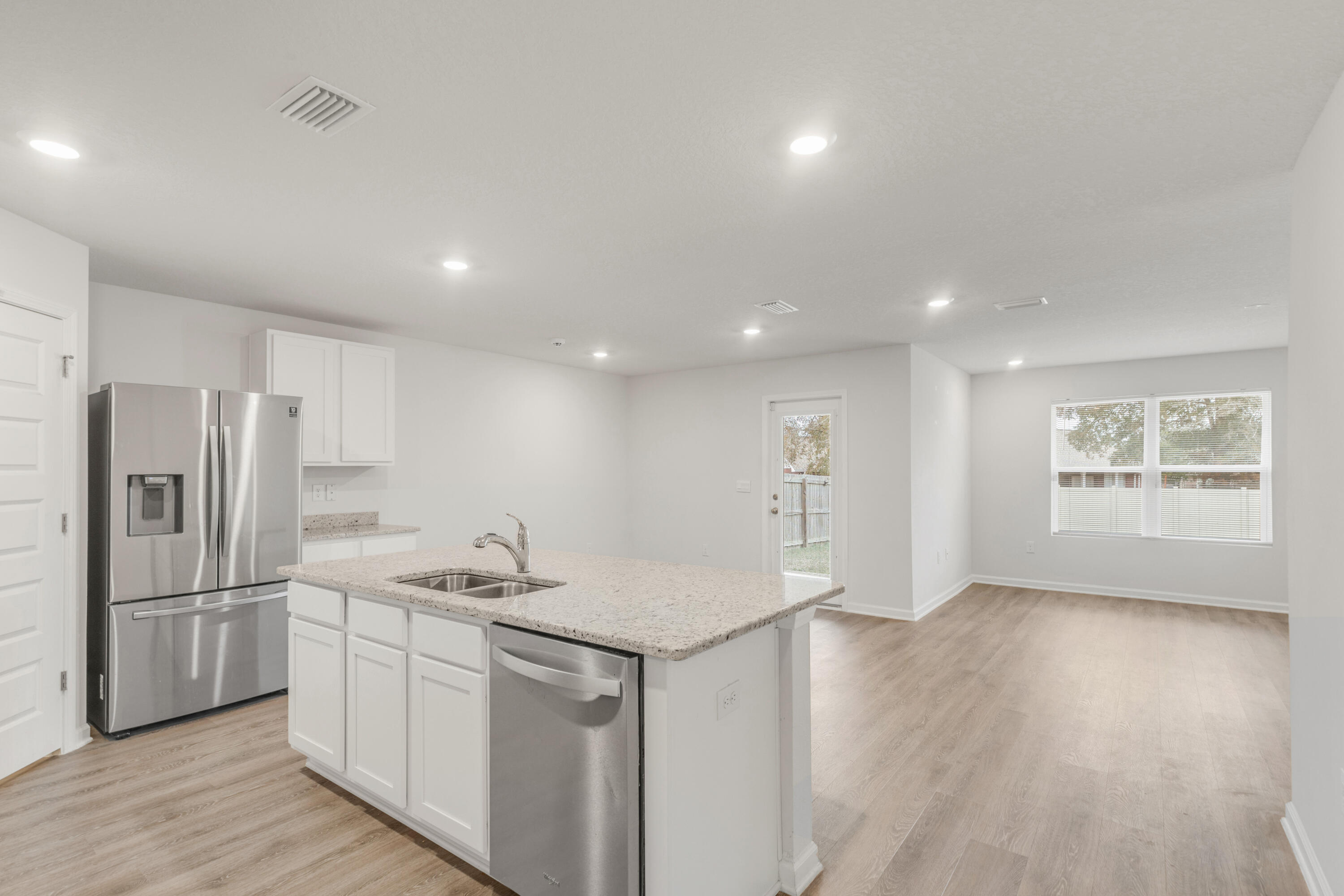 4628 Honor Guard Way
