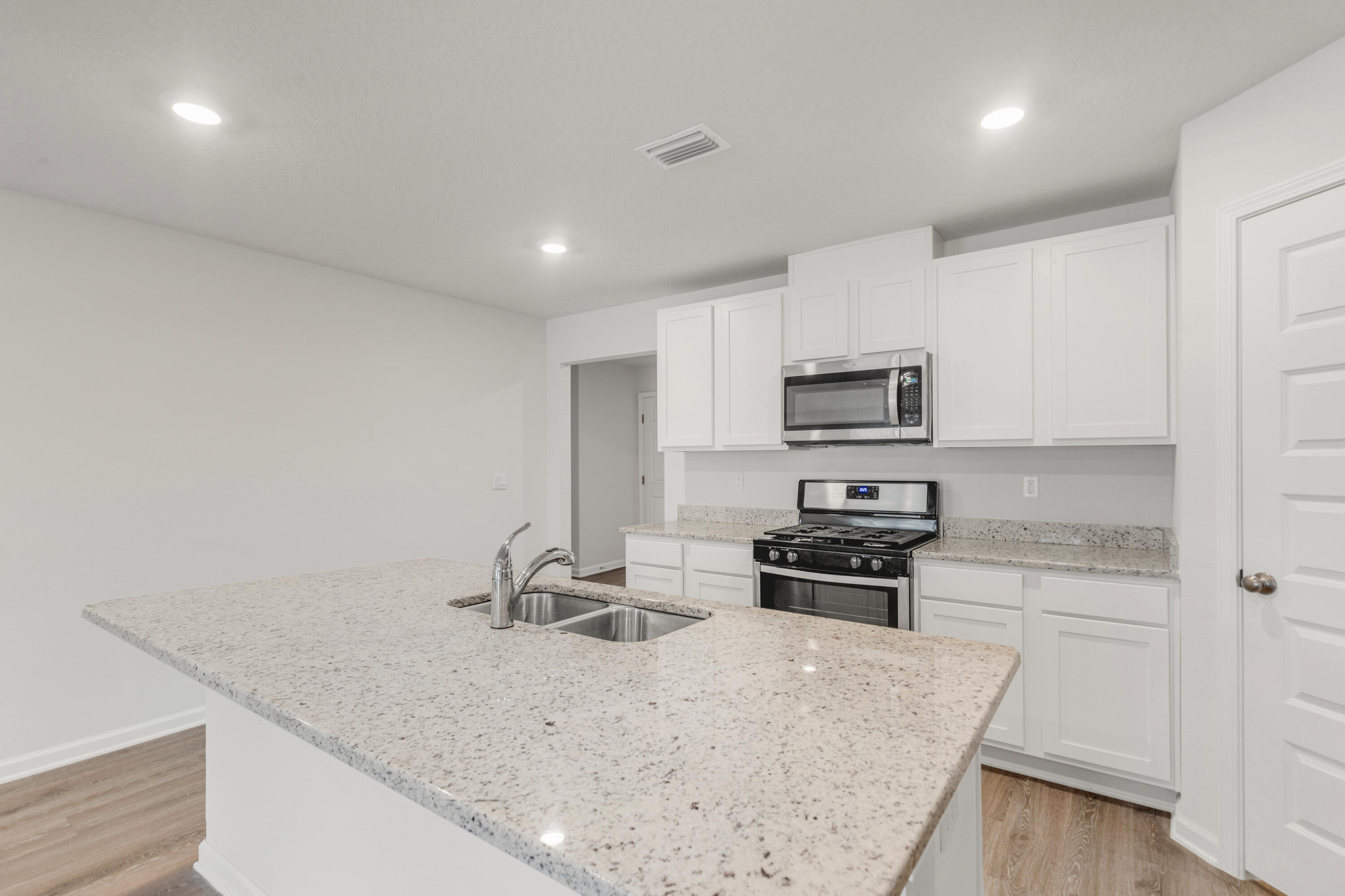 4628 Honor Guard Way