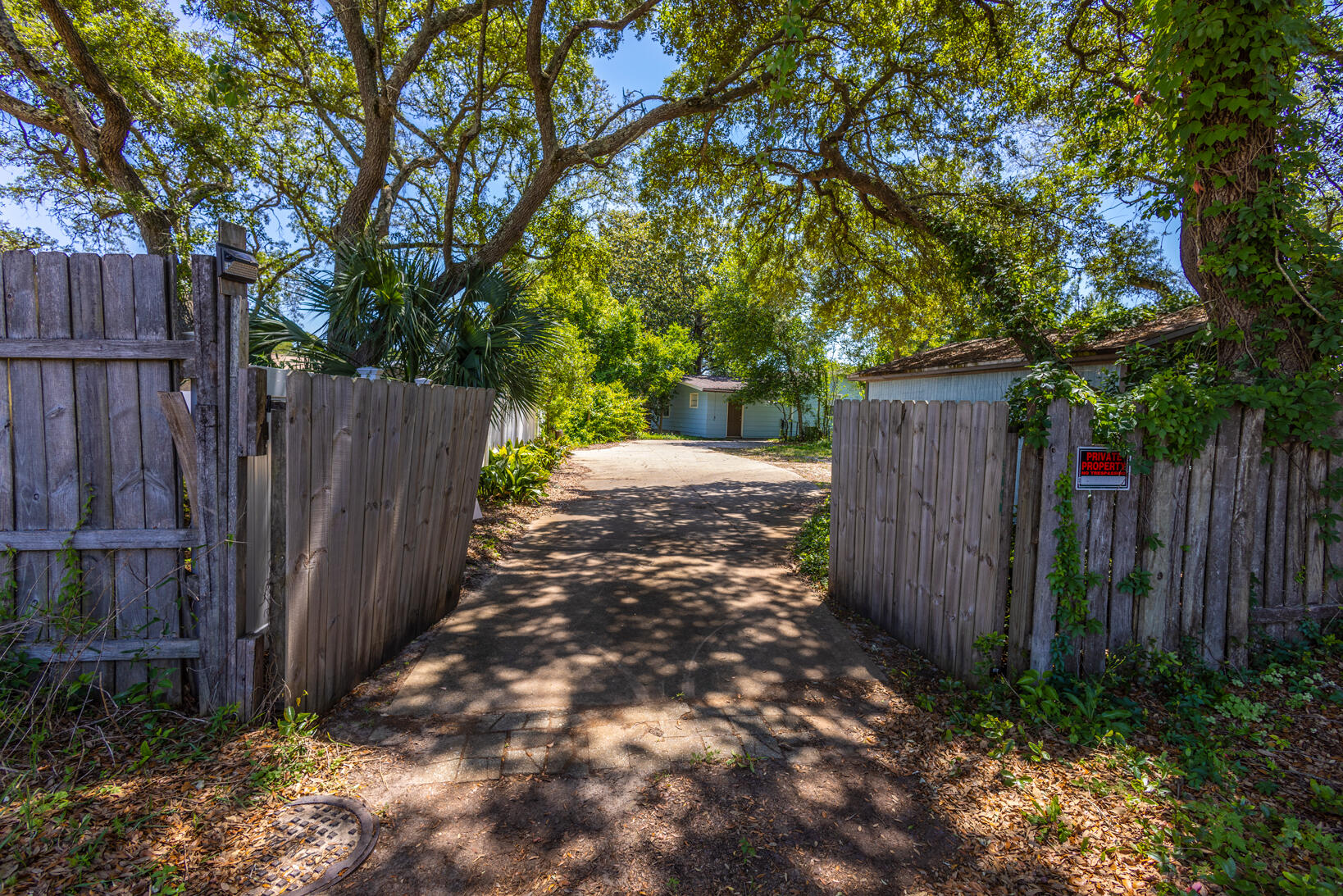 701 Spencer Drive, Guest