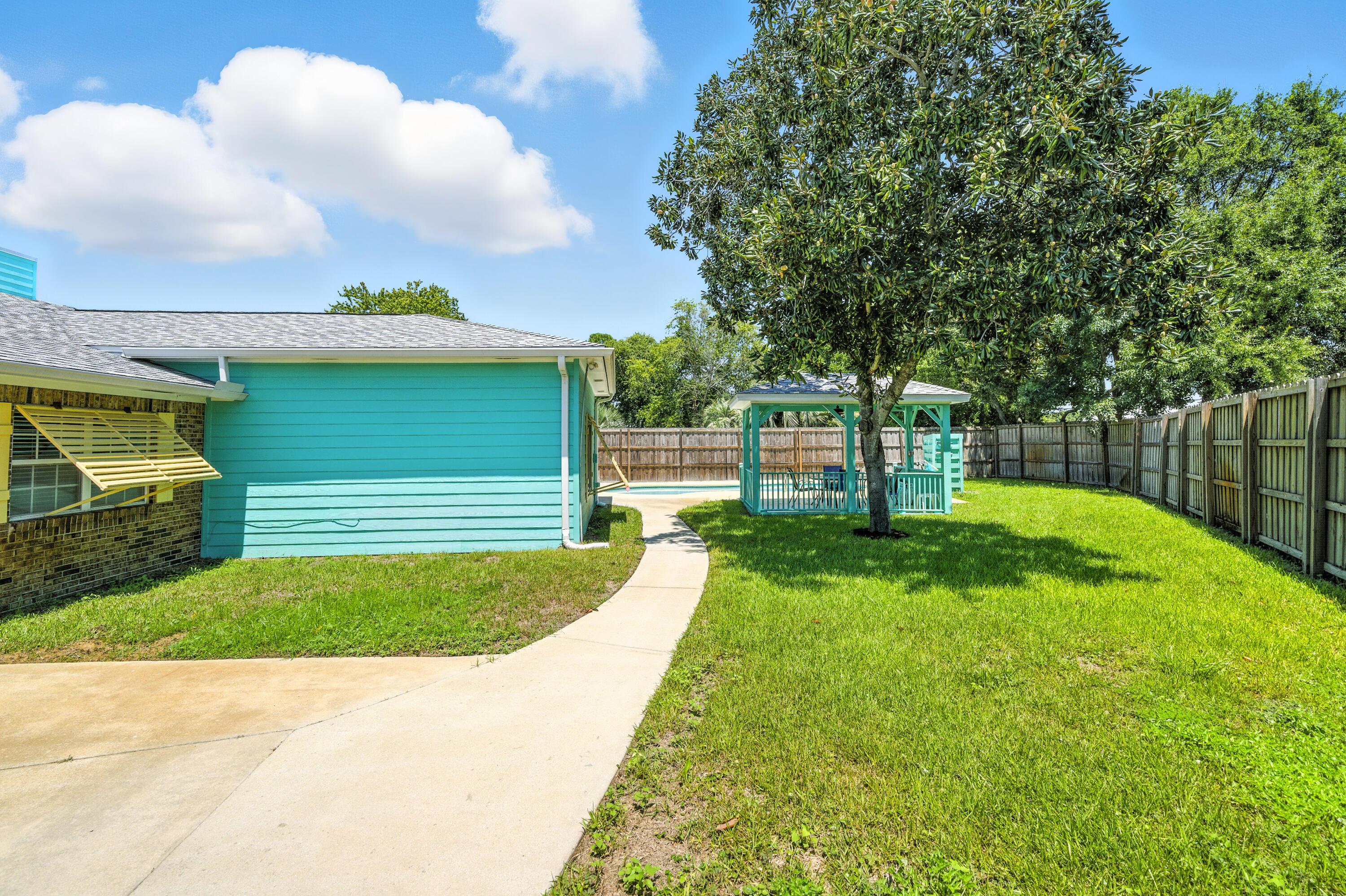 1119 Quail Circle