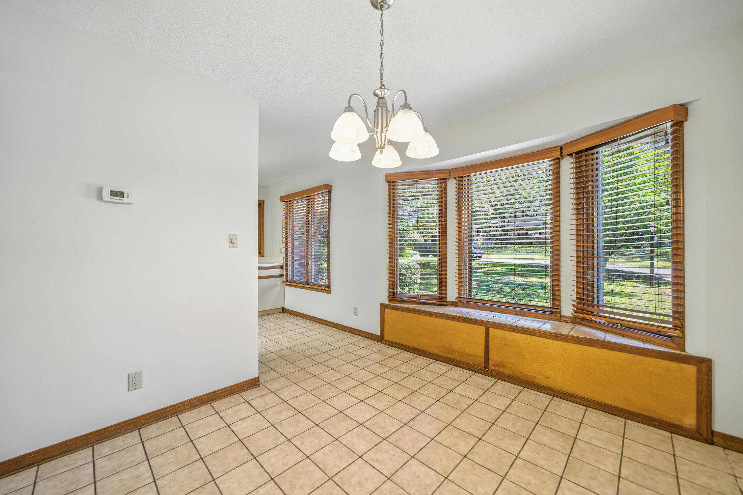 2409 Roberts Drive