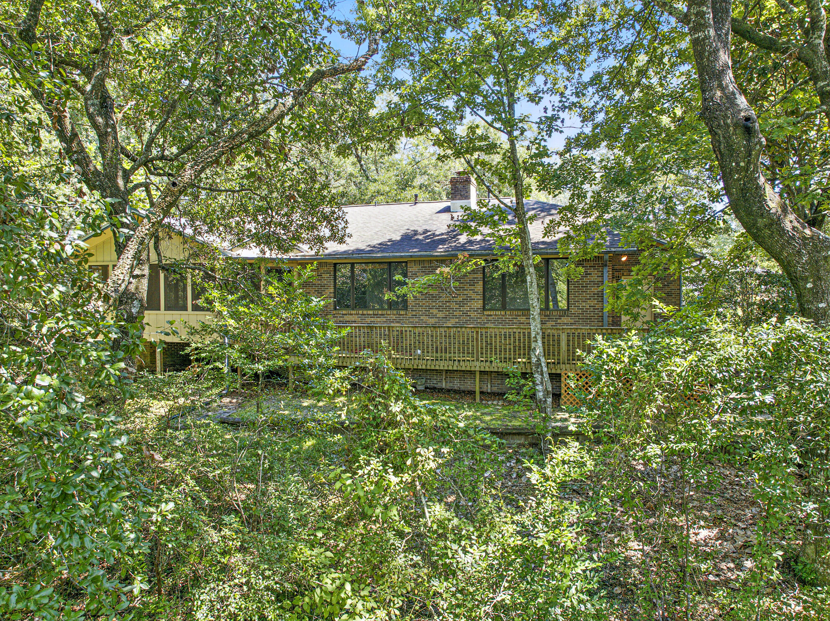 2409 Roberts Drive