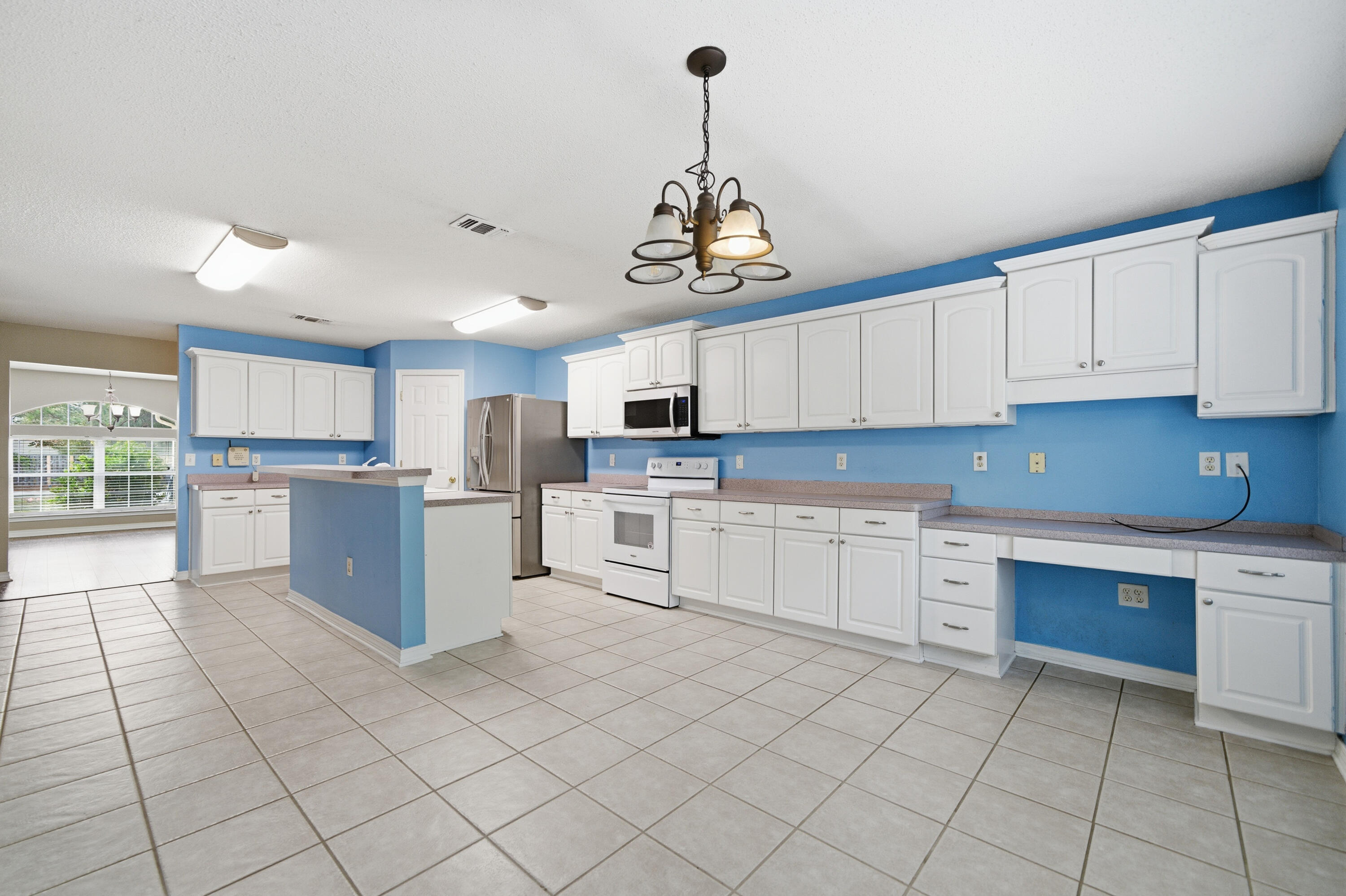 2490 Pepper Drive