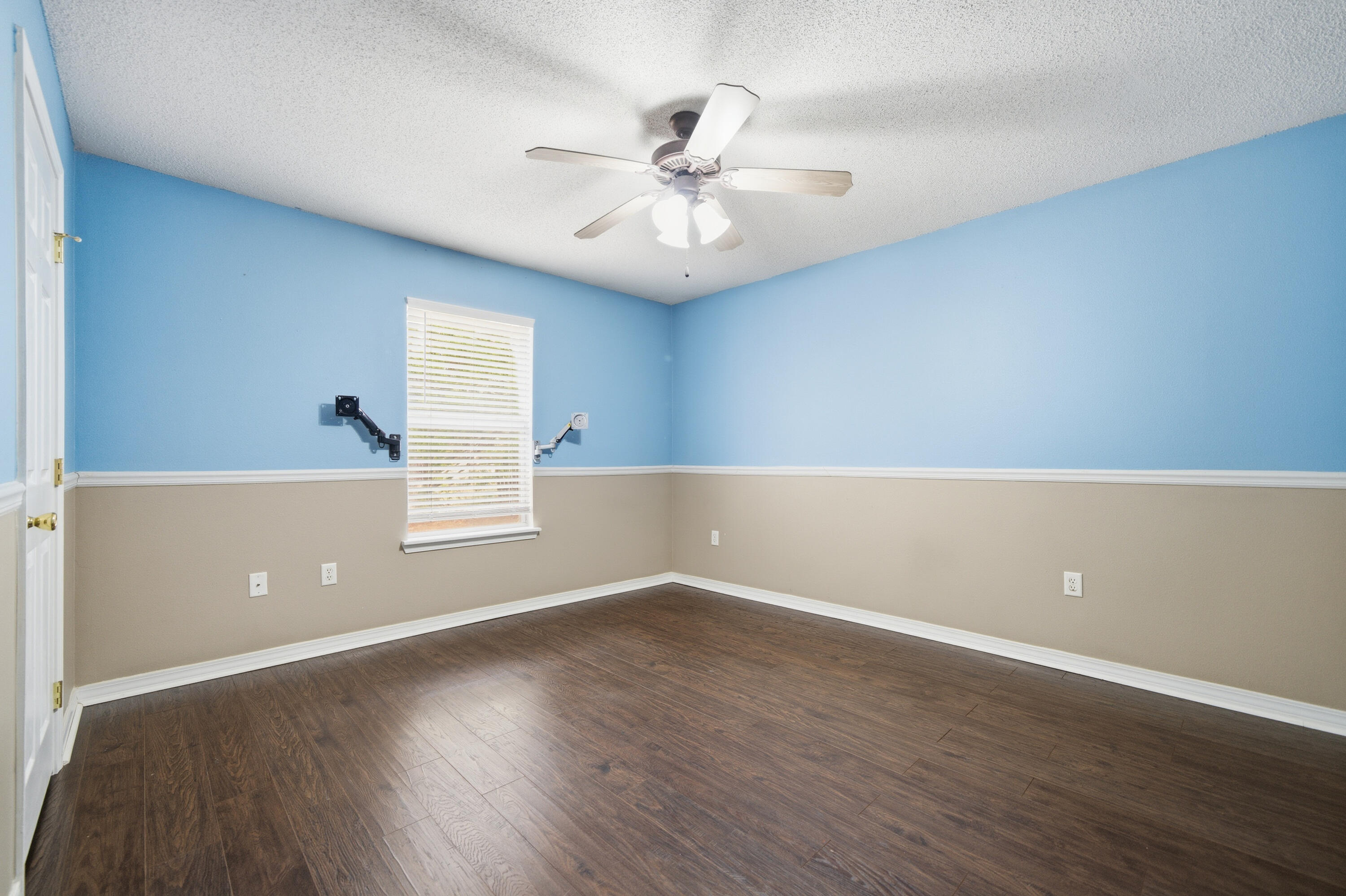 2490 Pepper Drive