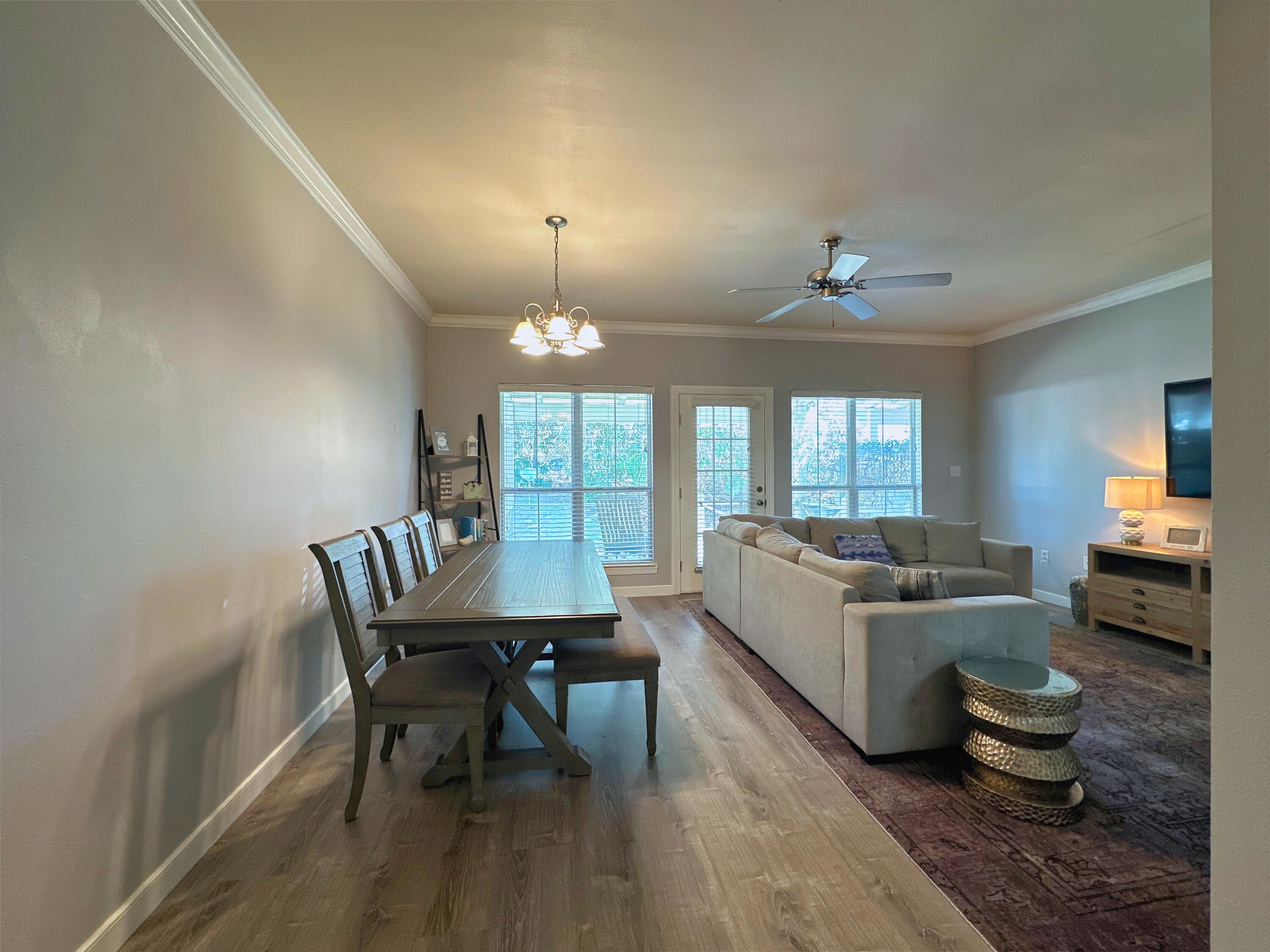 401 Twin Lakes Lane