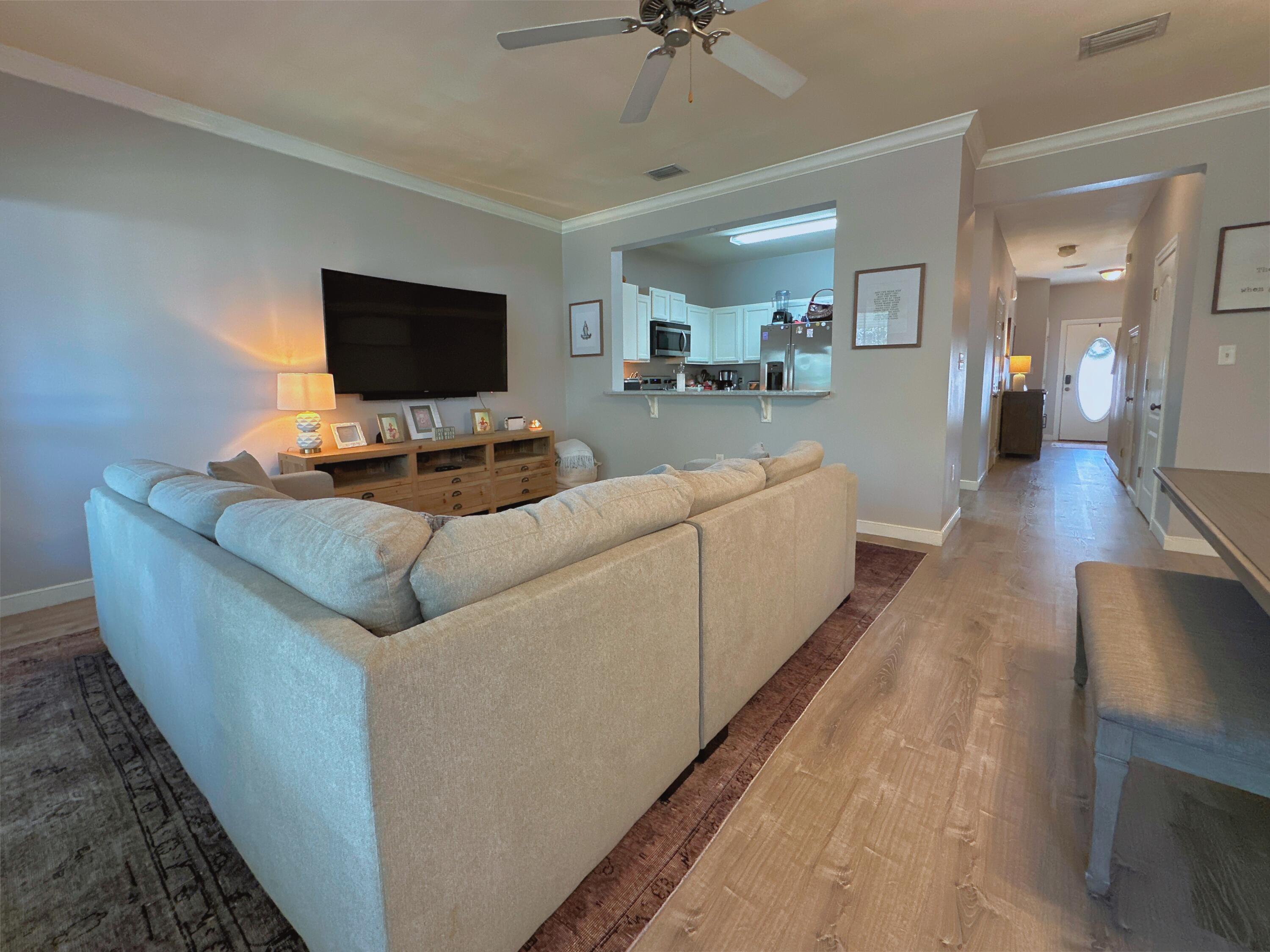 401 Twin Lakes Lane