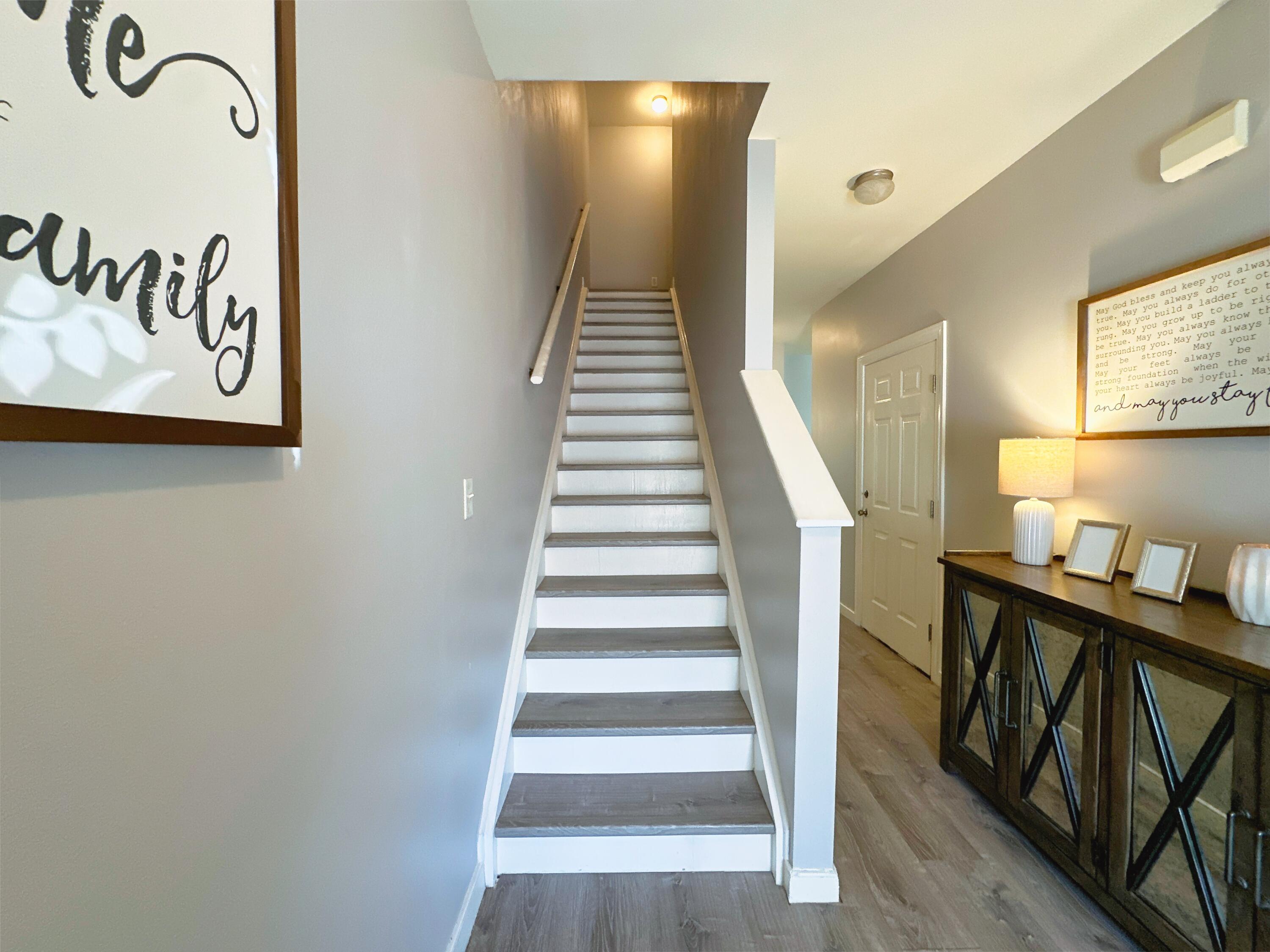 401 Twin Lakes Lane