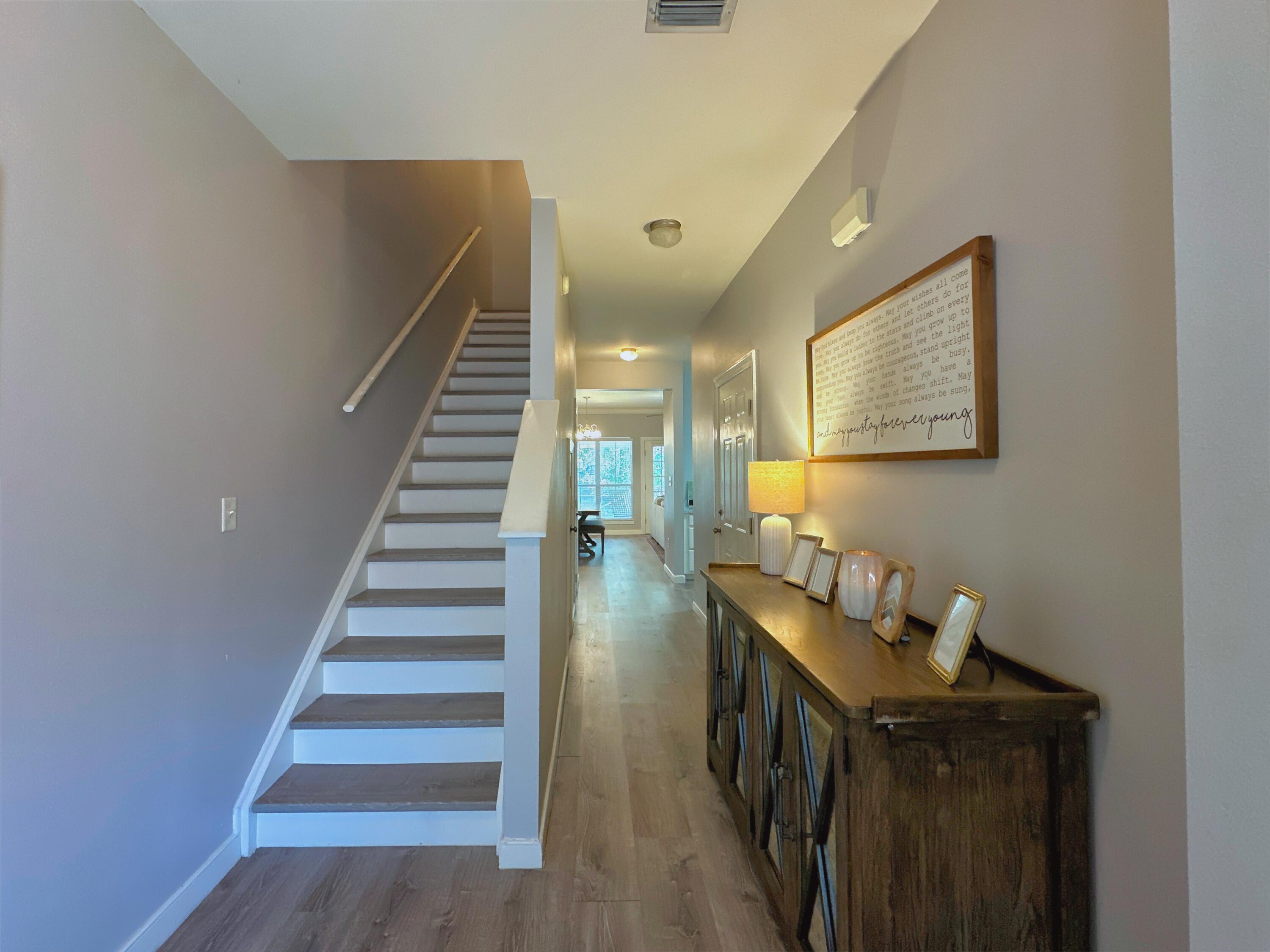 401 Twin Lakes Lane