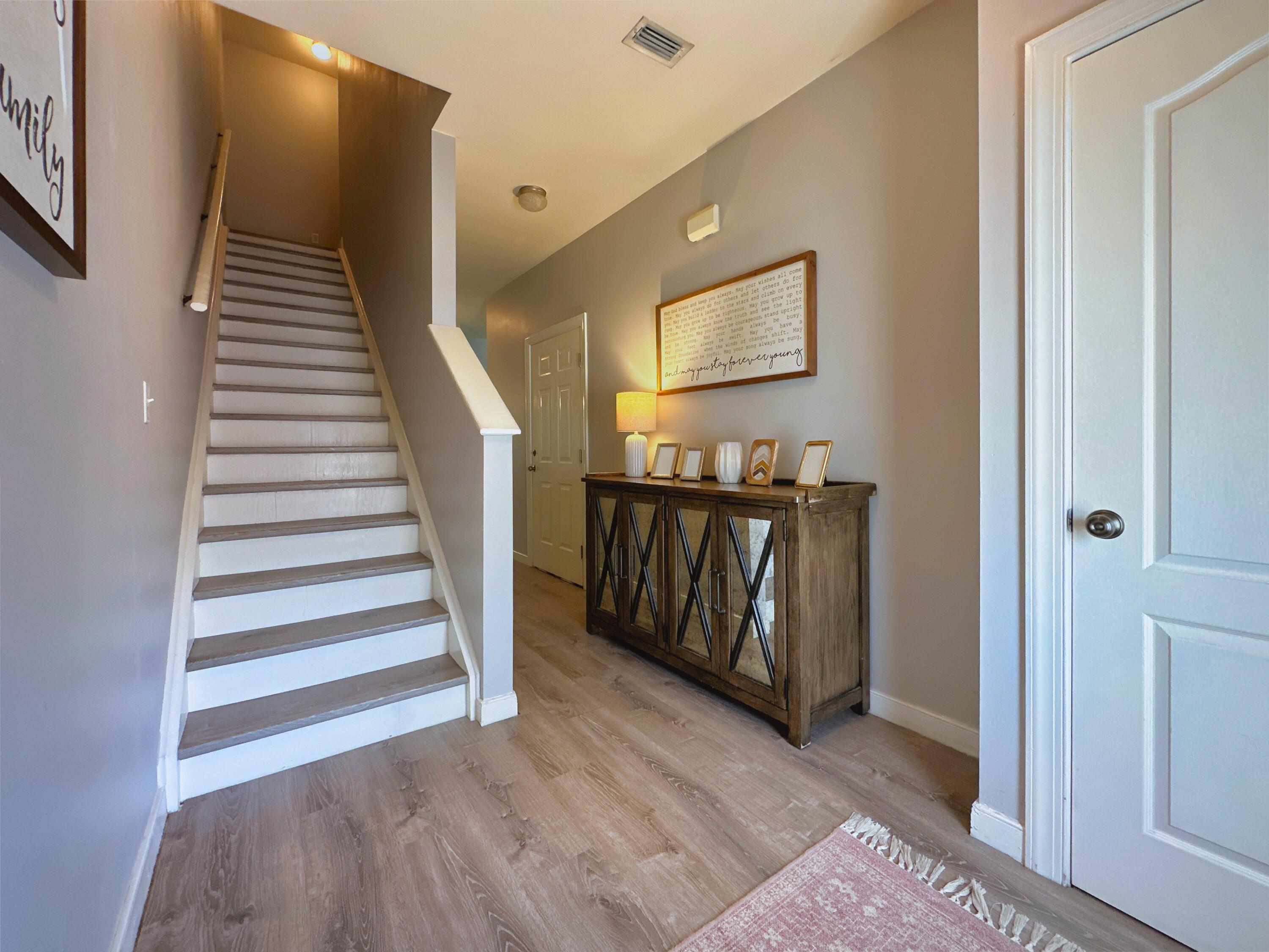 401 Twin Lakes Lane