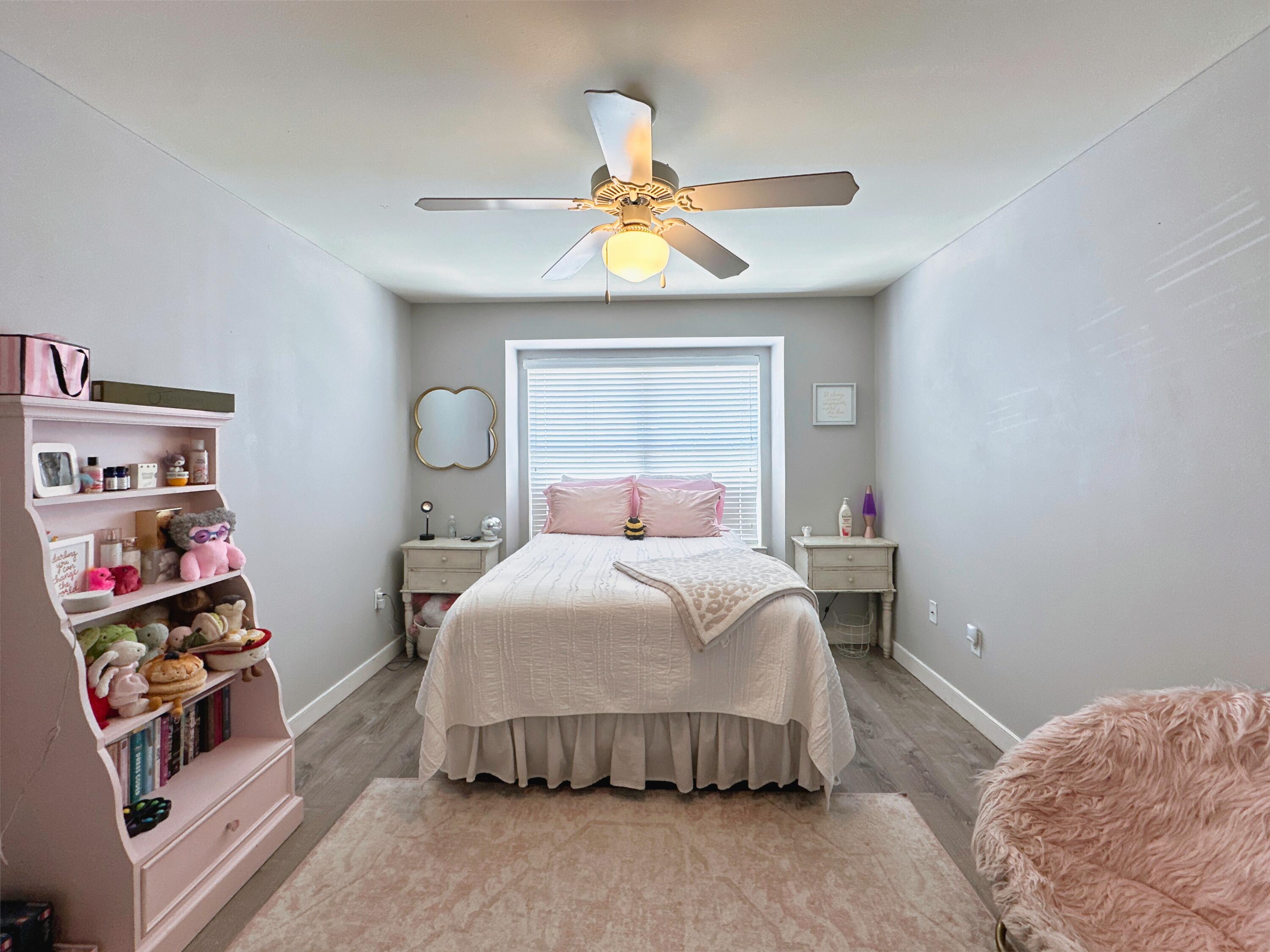 401 Twin Lakes Lane