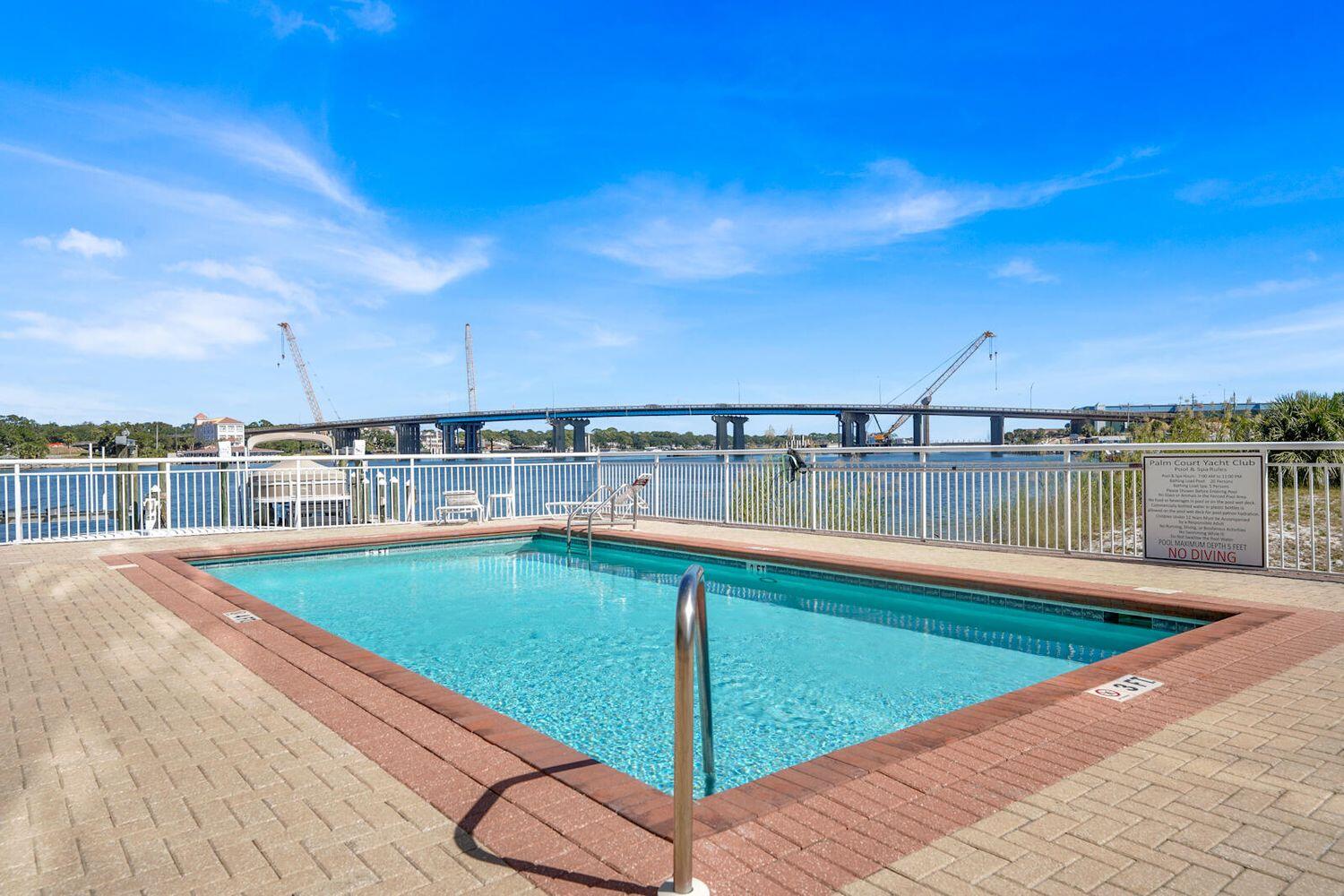 321 Bream Avenue 409