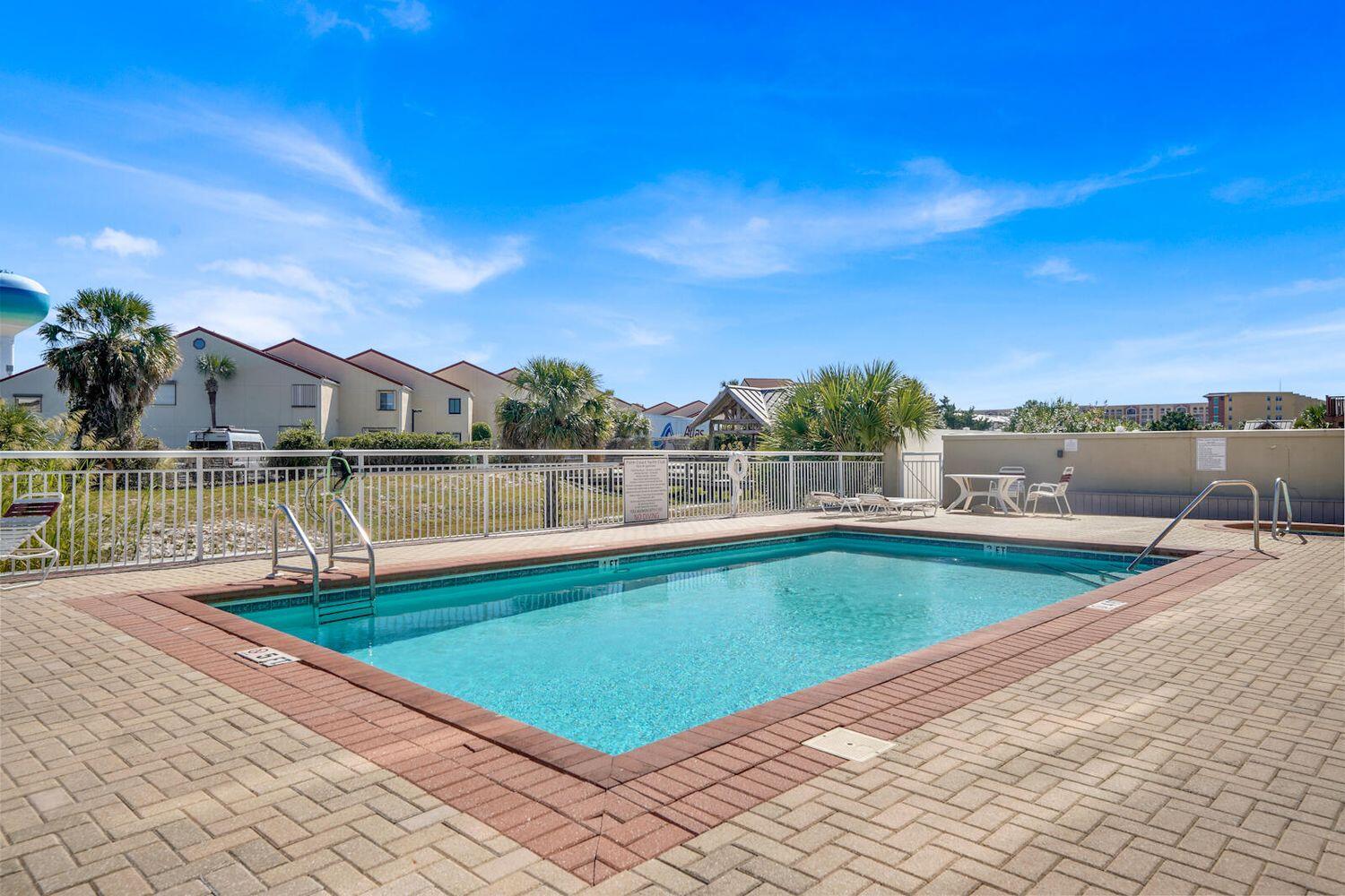 321 Bream Avenue 409